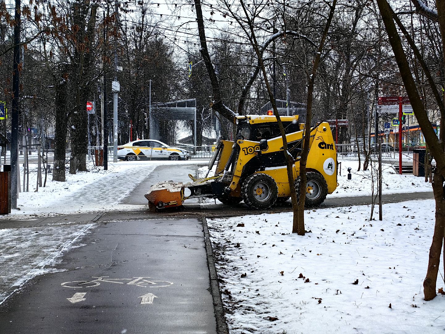 снег, уборка, коммунальные службы, тракторы, техника,