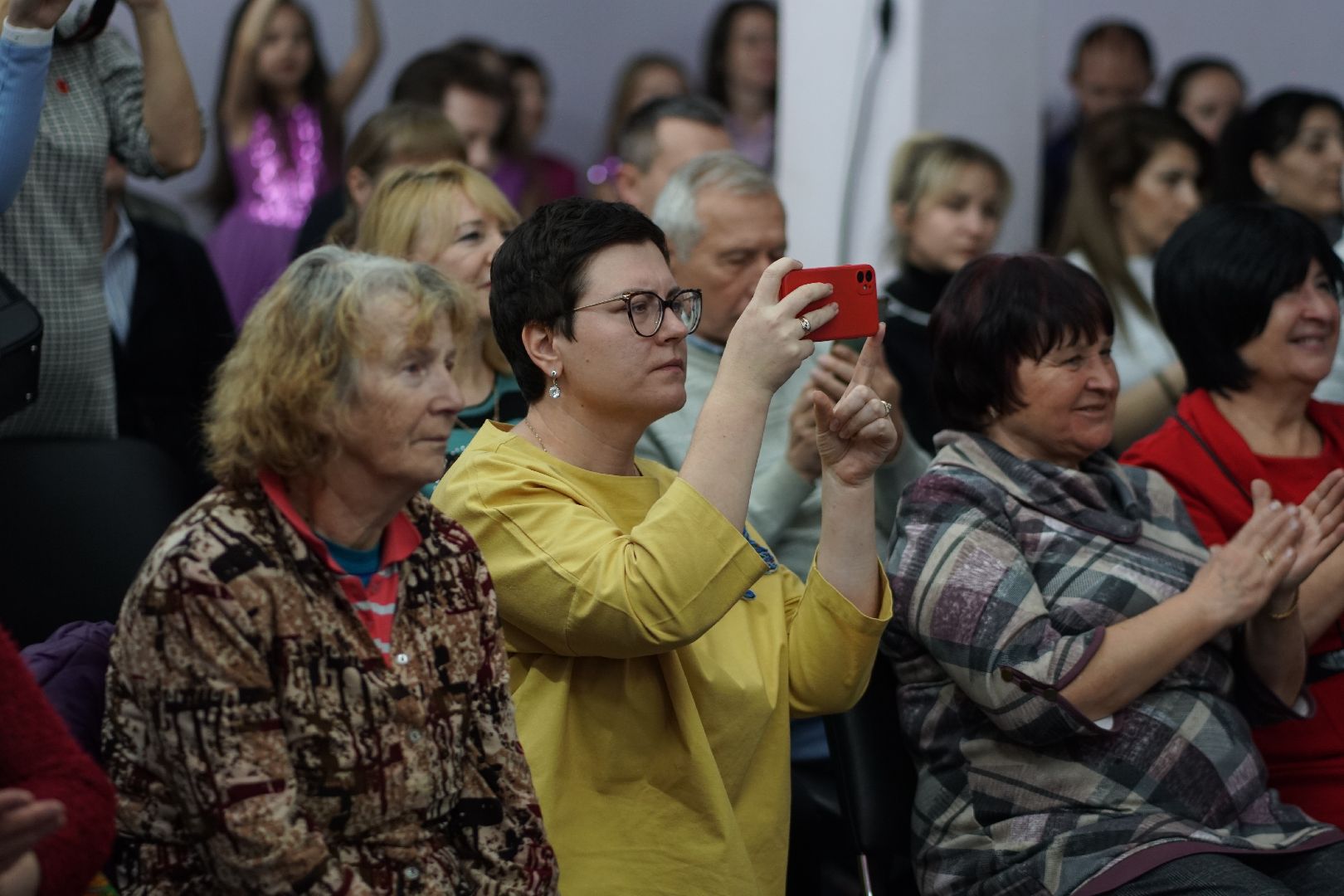 егорьевск, ДК, Конина, Культура, День матери, мама, праздник, танцы, песни,