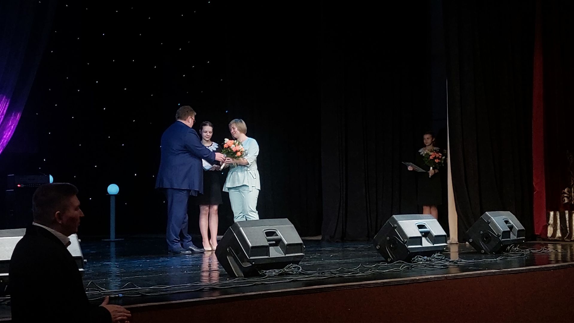 Культура, день матери, город чехов, Концерт, Награждение, многодетная мама,