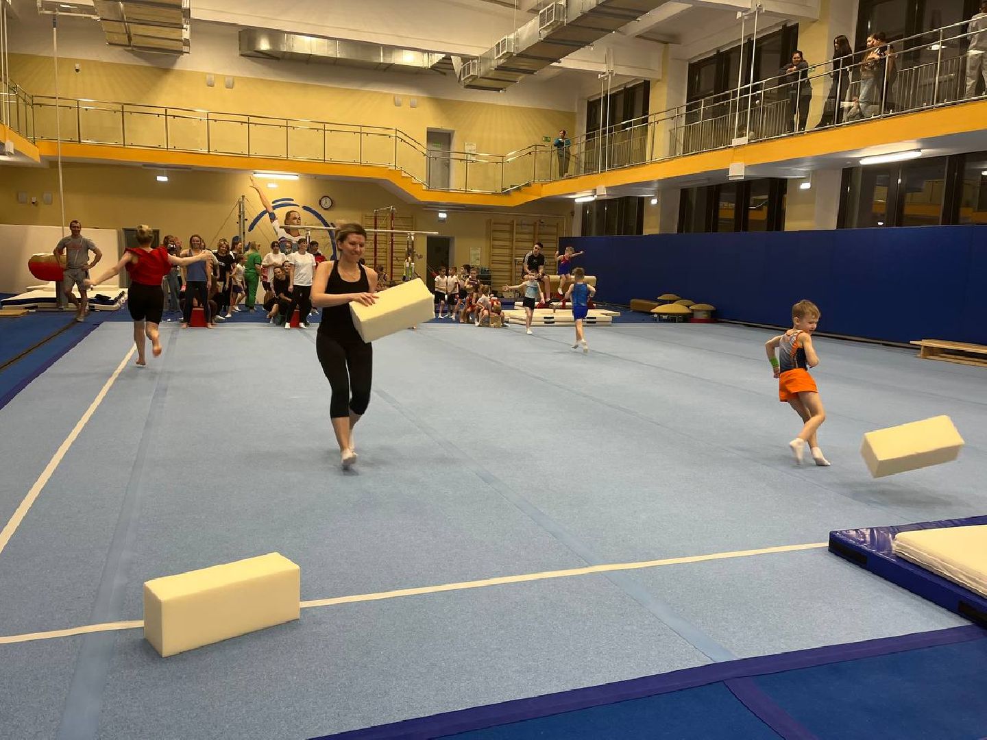 день матери, спортивный праздник, спорткомплекс трудовые резервы,