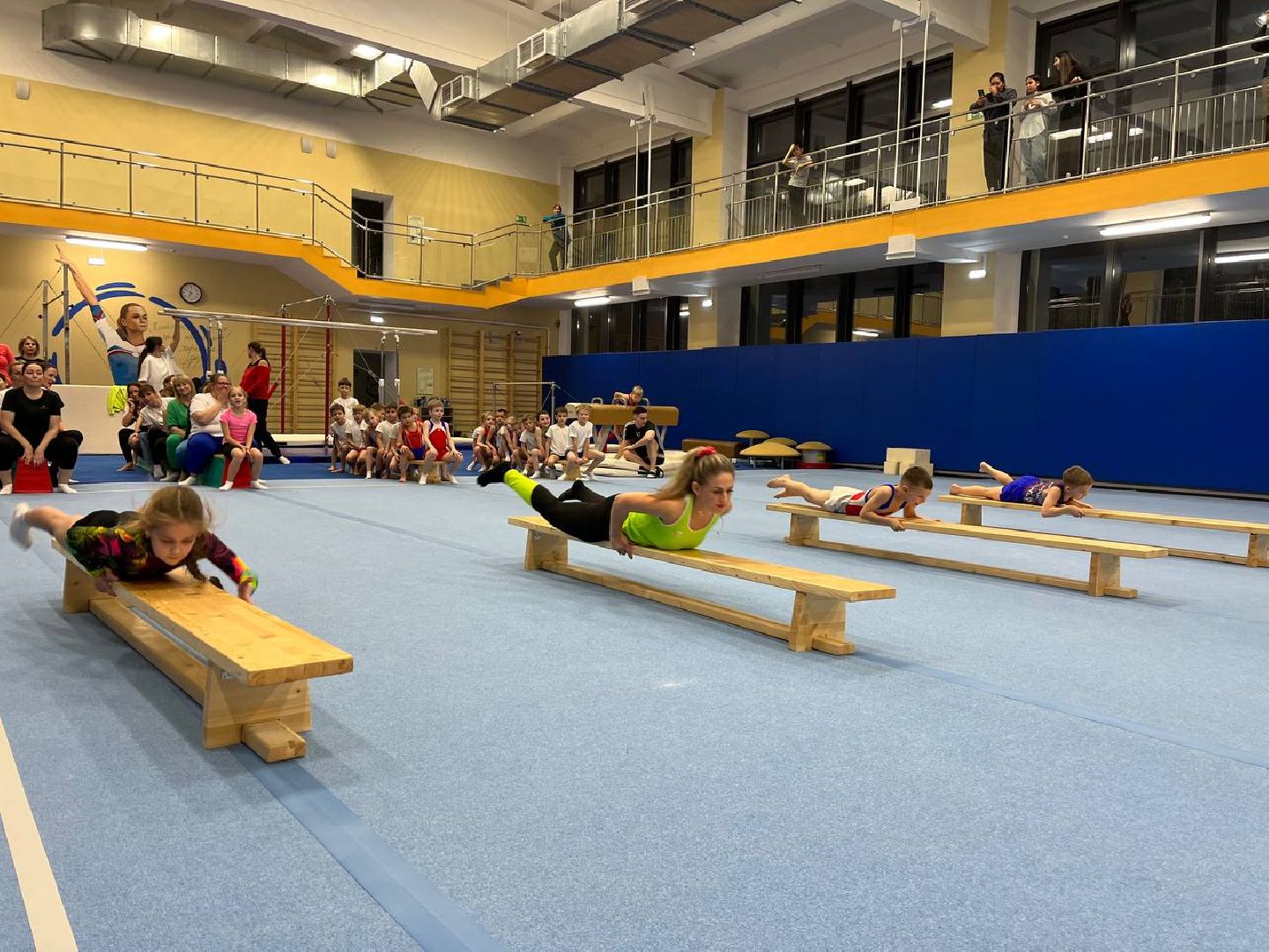 день матери, спортивный праздник, спорткомплекс трудовые резервы,