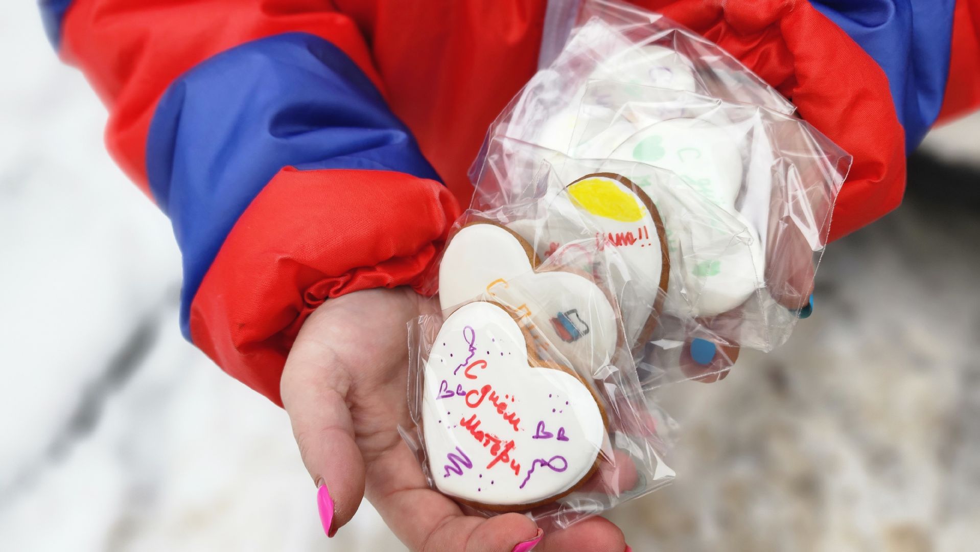 день матери, мамы военнослужащих, поздравления, протвино, волонтеры подмосковья,