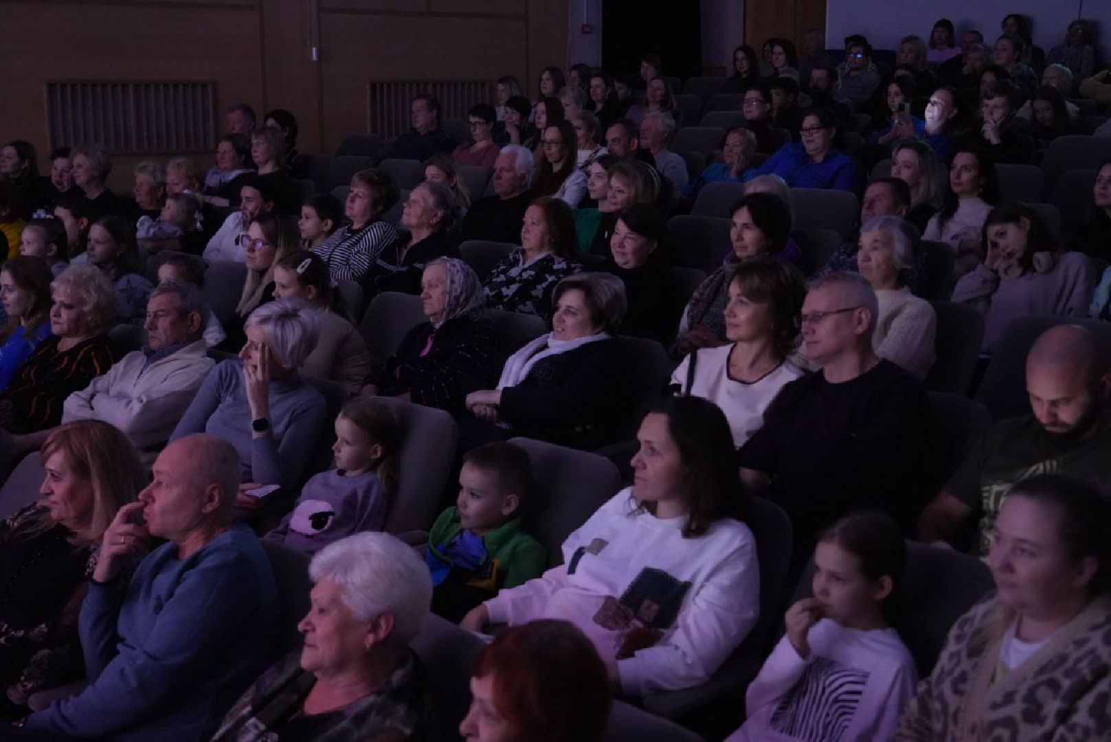 Сергиев Посад, День матери, Культура, Праздник, Мамы, Спецоперация, Специальная военная операция, СВО, Театр,