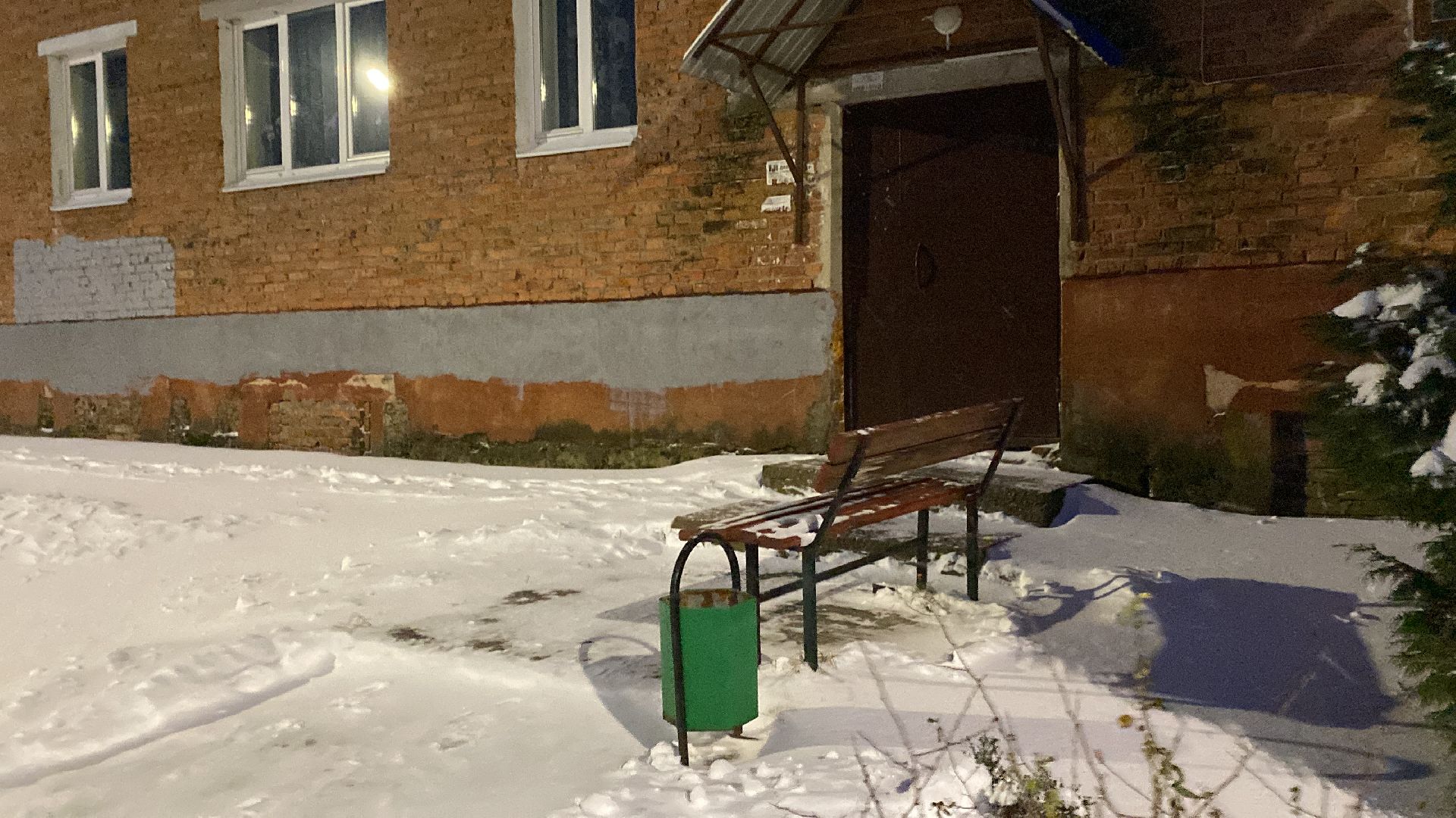 волоколамск, дворник, коммунальные службы, коммунальщики, снег, снегопад, снегоуборочная техника, метель,