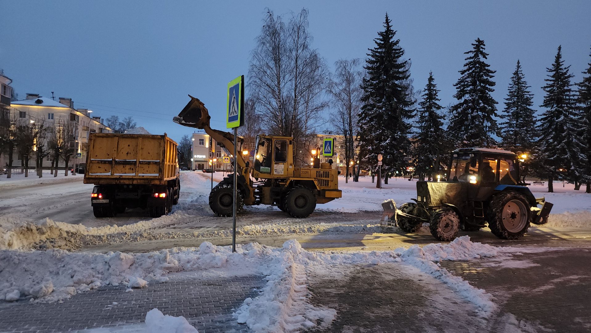 снег, серпухов, снегопад, черная метель, уборка снега,