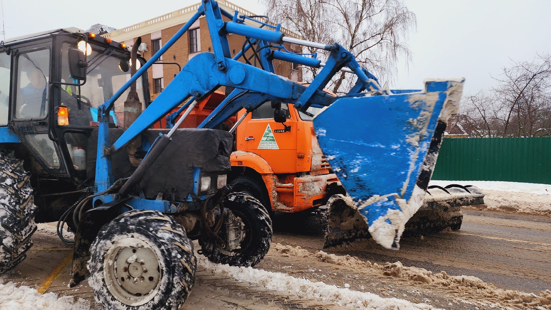 домодедово, подмосковье, снег, уборка территорий, ЖКХ, Дорожные службы, коммунальные служба, безопасность,