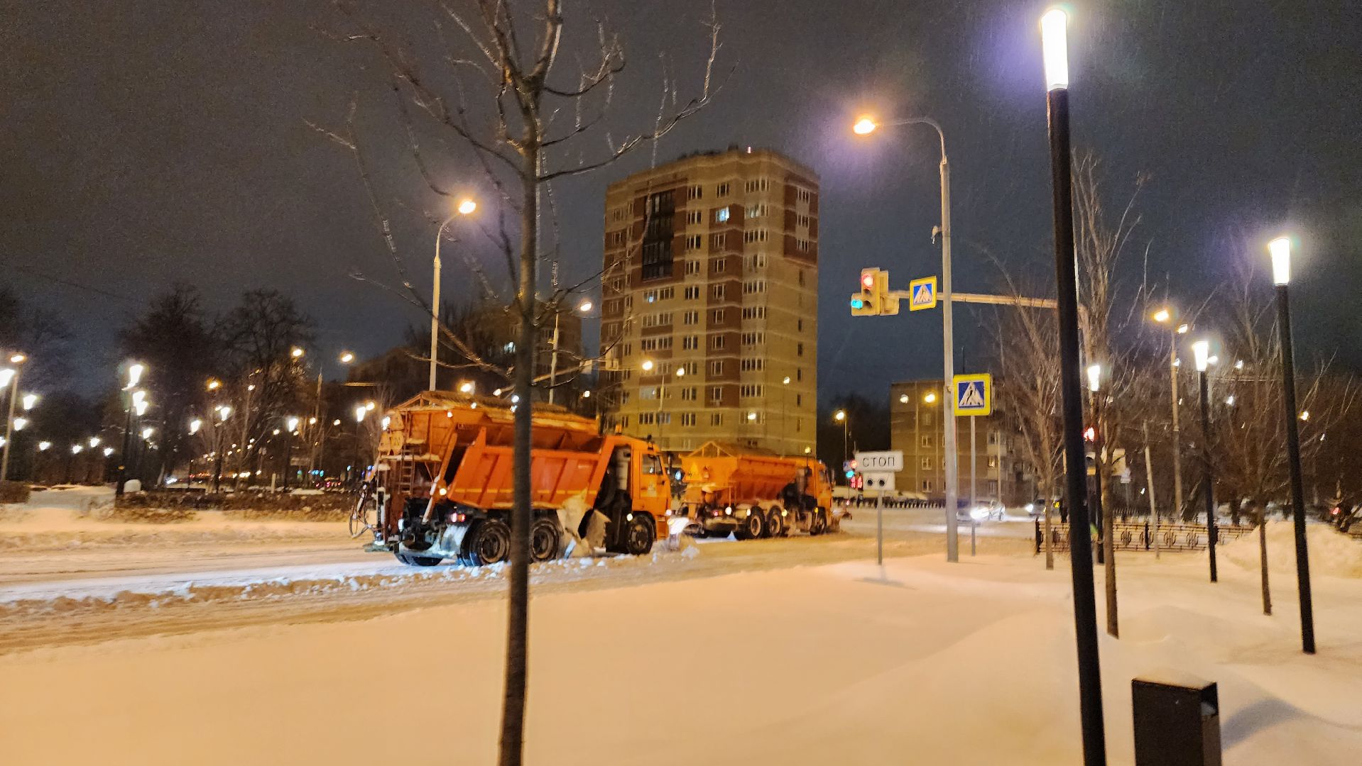 домодедово, подмосковье, снег, уборка территорий, ЖКХ, Дорожные службы, коммунальные служба, безопасность,