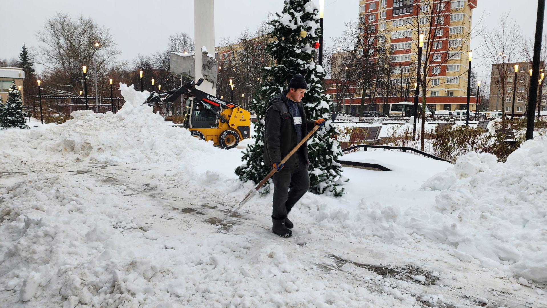 домодедово, подмосковье, снег, уборка территорий, ЖКХ, Дорожные службы, коммунальные служба, безопасность,