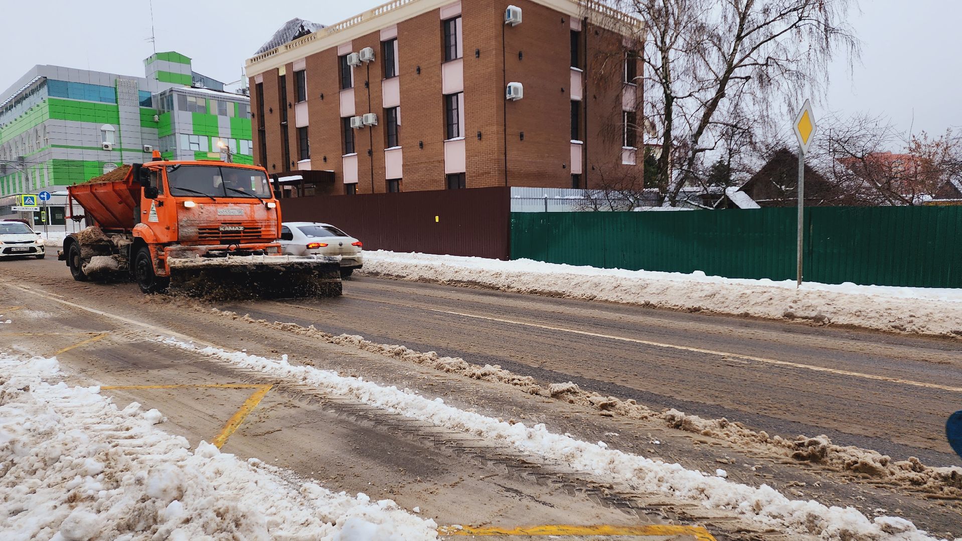 домодедово, подмосковье, снег, уборка территорий, ЖКХ, Дорожные службы, коммунальные служба, безопасность,