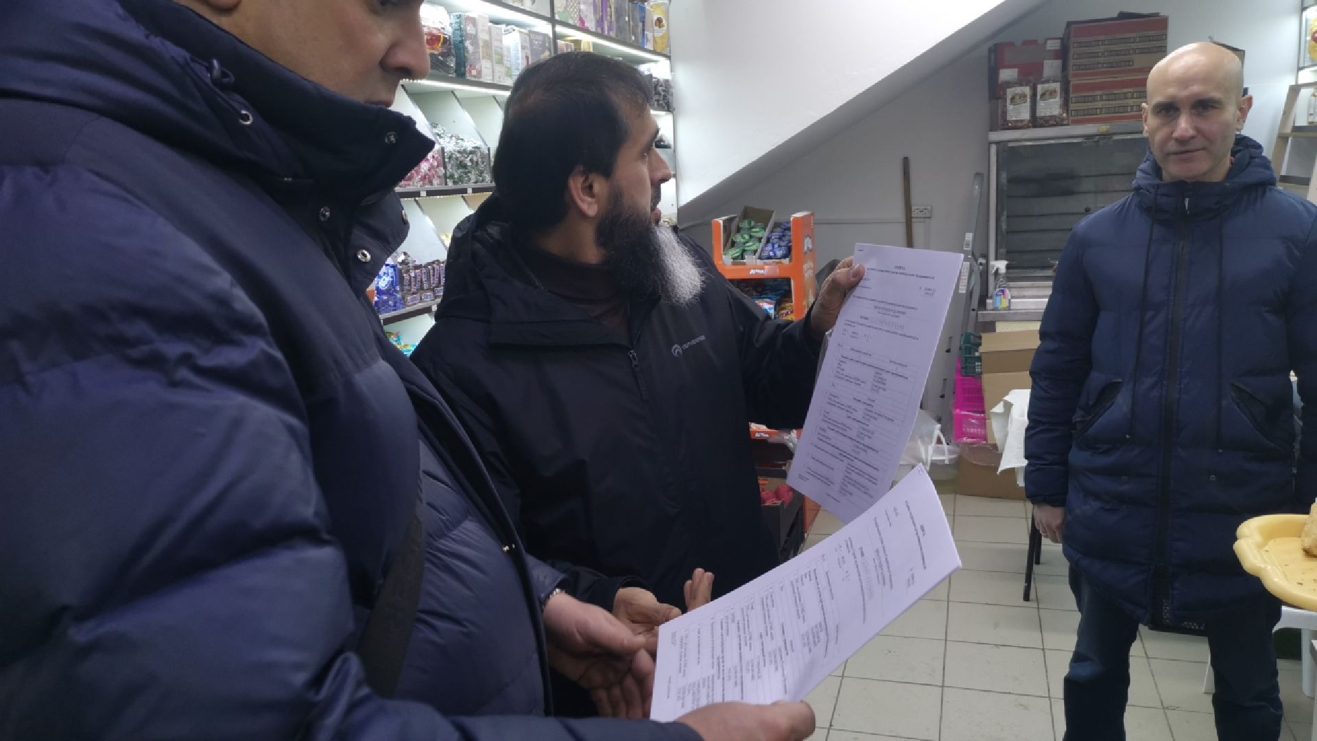 рейд по торговым точкам, проверка правил торговли,