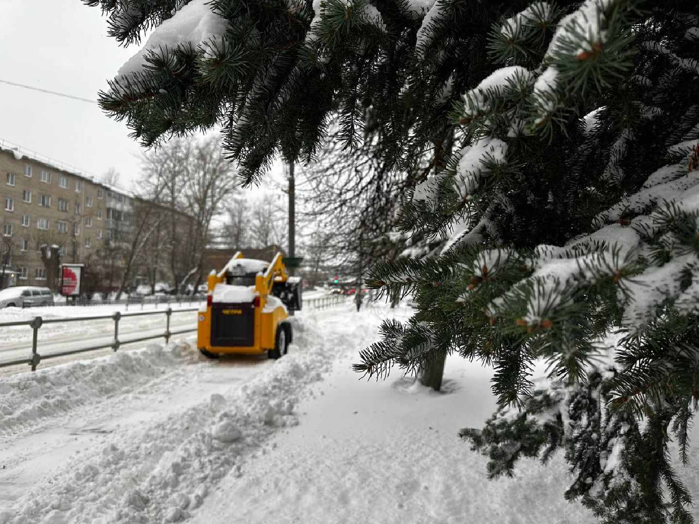 можайск, можайский городской округ, подмосковье, снегопад, последствия стихии, уборка снега, дворники, техника, глава, ЖКХ,