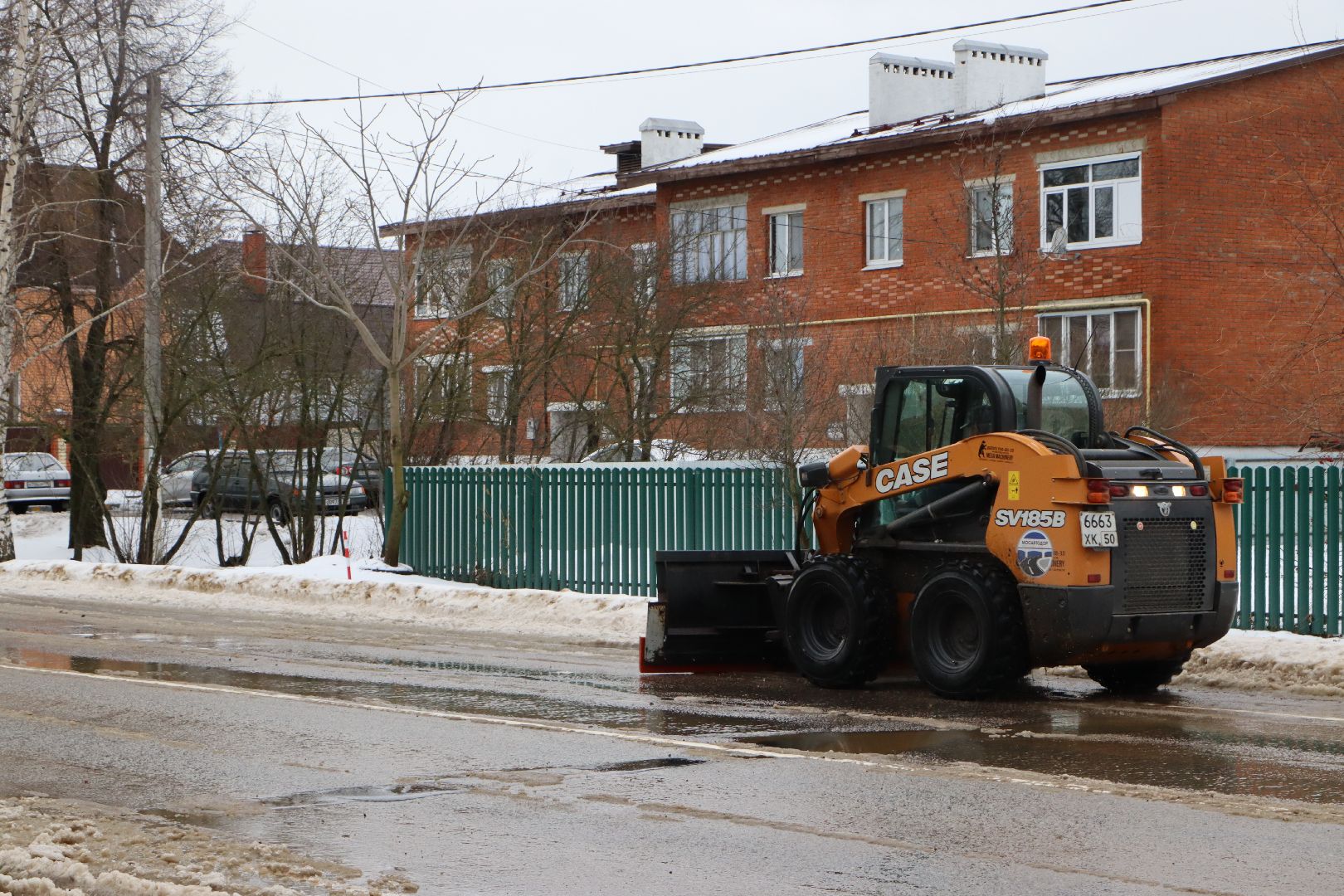 Серебряные Пруды, снегопад, дороги, дворовые территории,