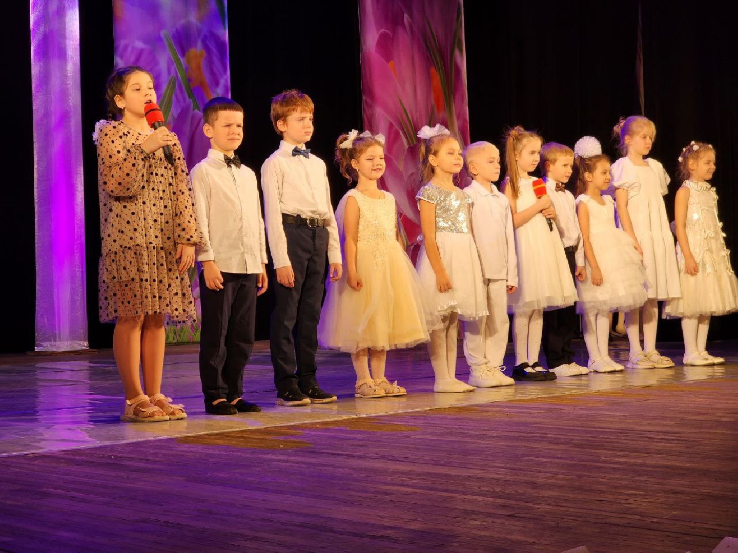 можайк, можайский городской округ, подмосковье, концерт, День матери, праздник, мамы, поздравление, глава, депутат,