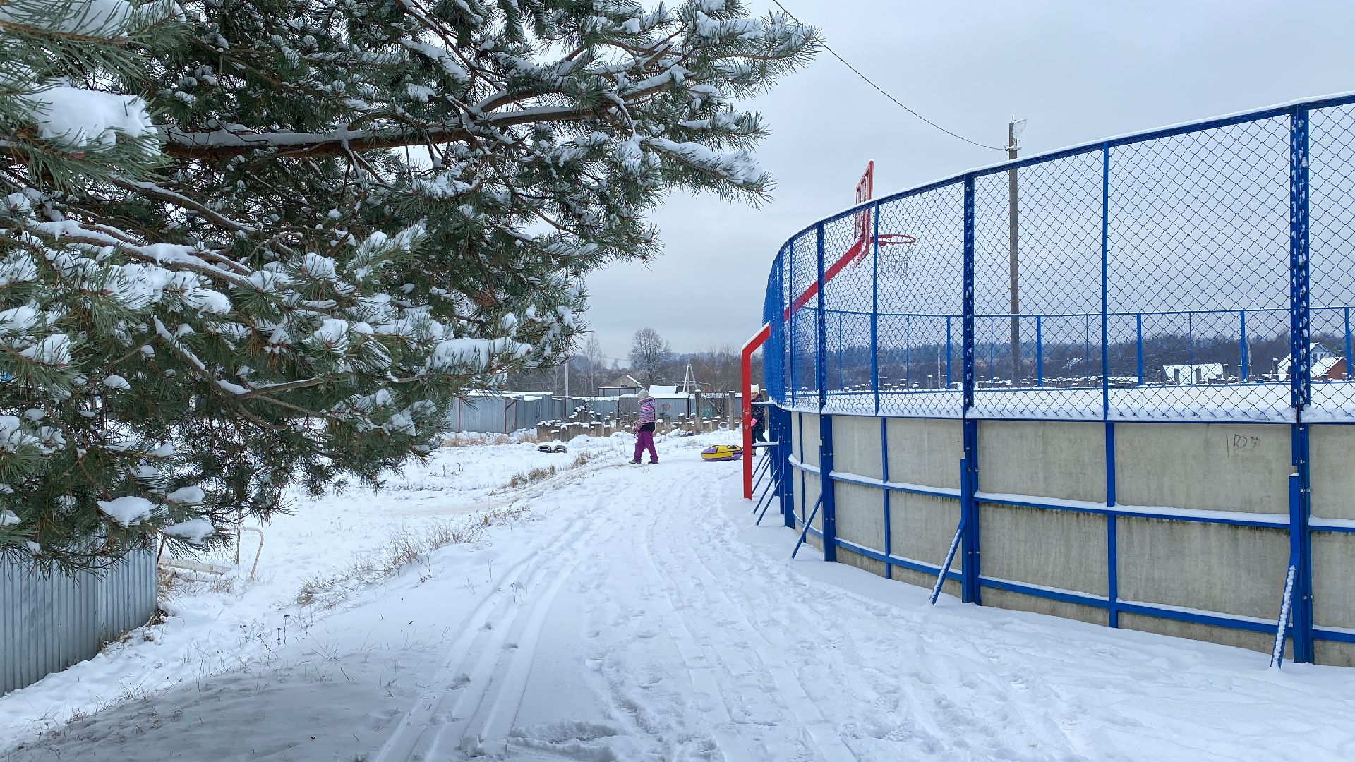 волоколамск, хоккеисты, хоккей, коньки, лед, зима в подмосковье, зимние виды спорта,