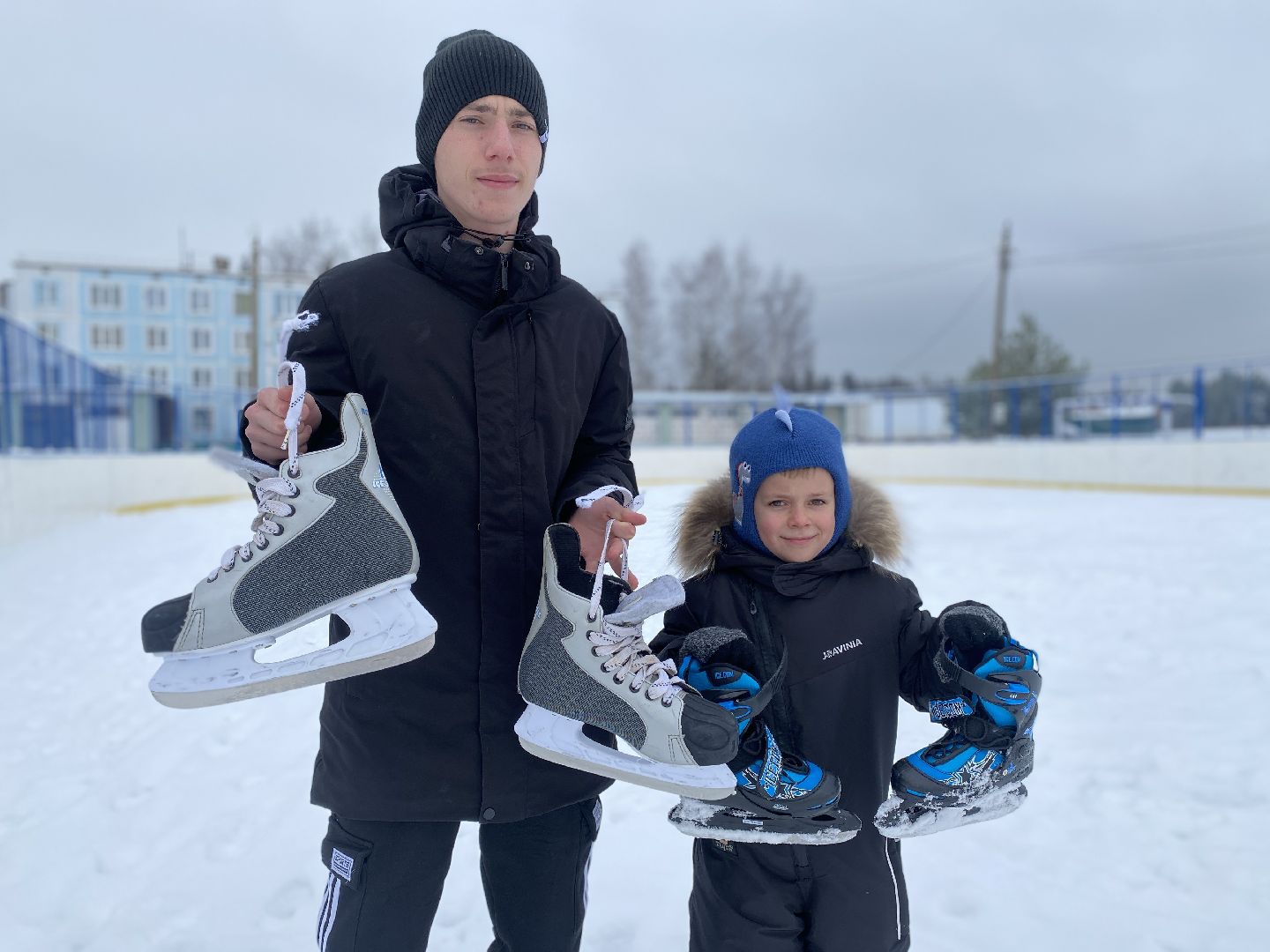 волоколамск, хоккеисты, хоккей, коньки, лед, зима в подмосковье, зимние виды спорта,