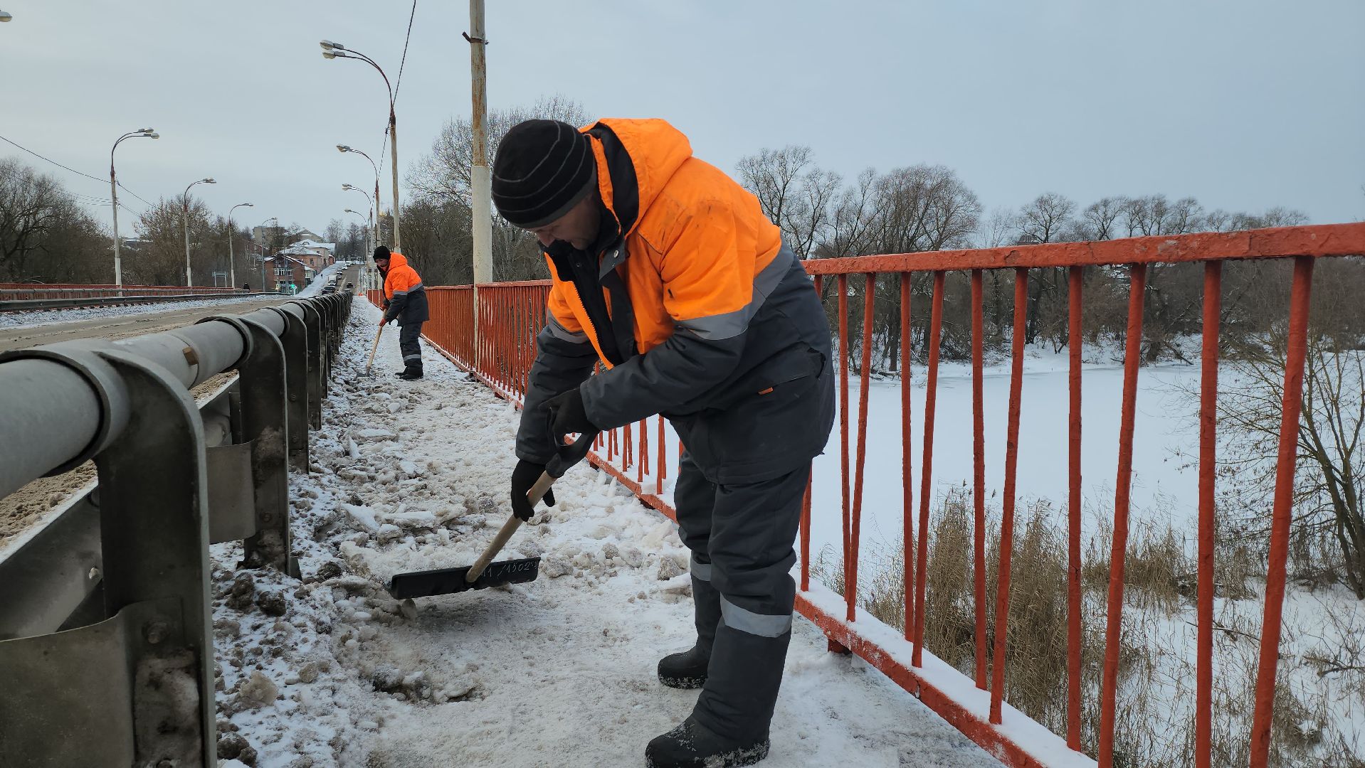 серпухов, подмосковье, убирают снег, благоустройство,