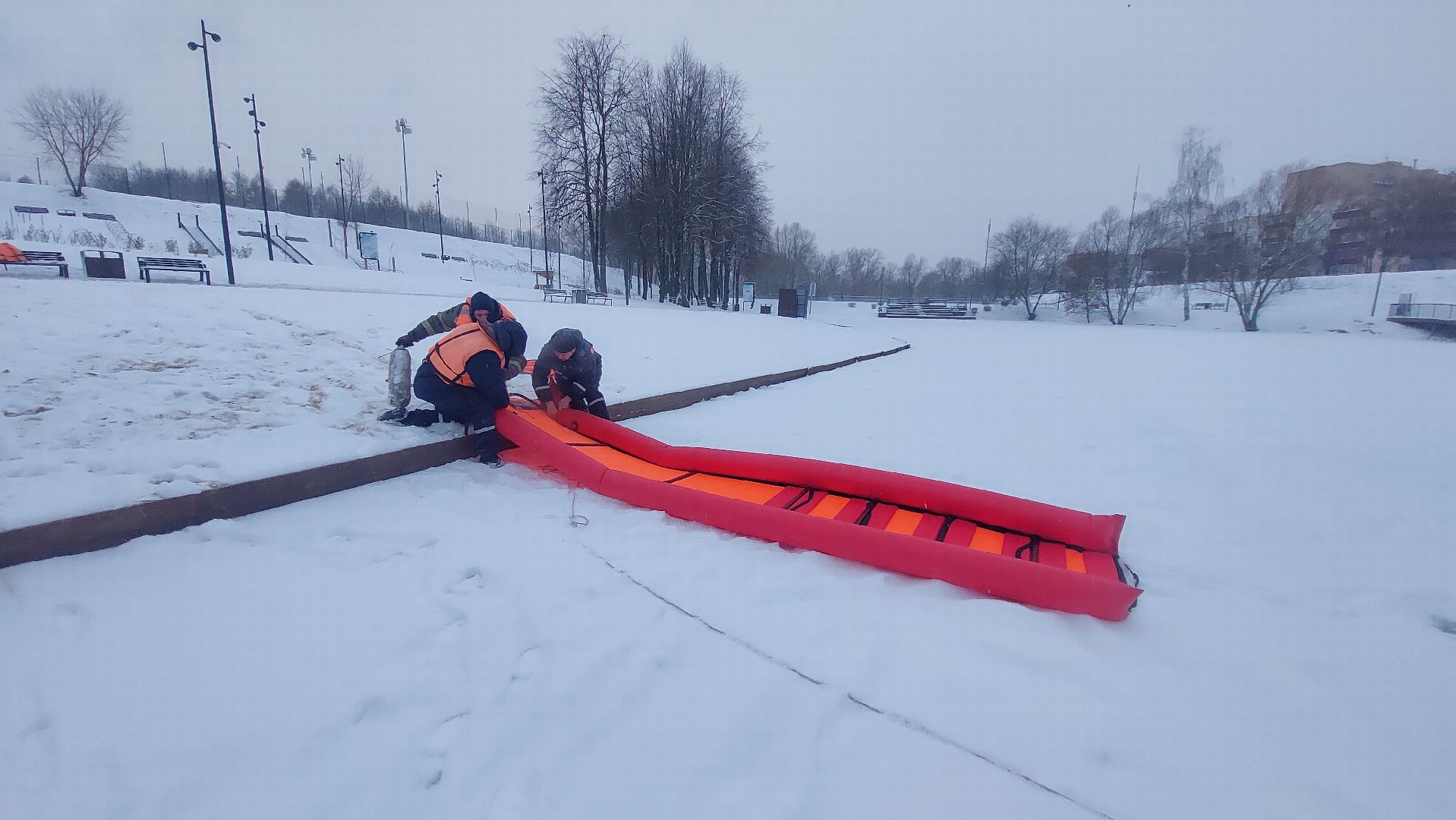 мособлпожспас, тонкий лед, спасательная часть, спасатели,