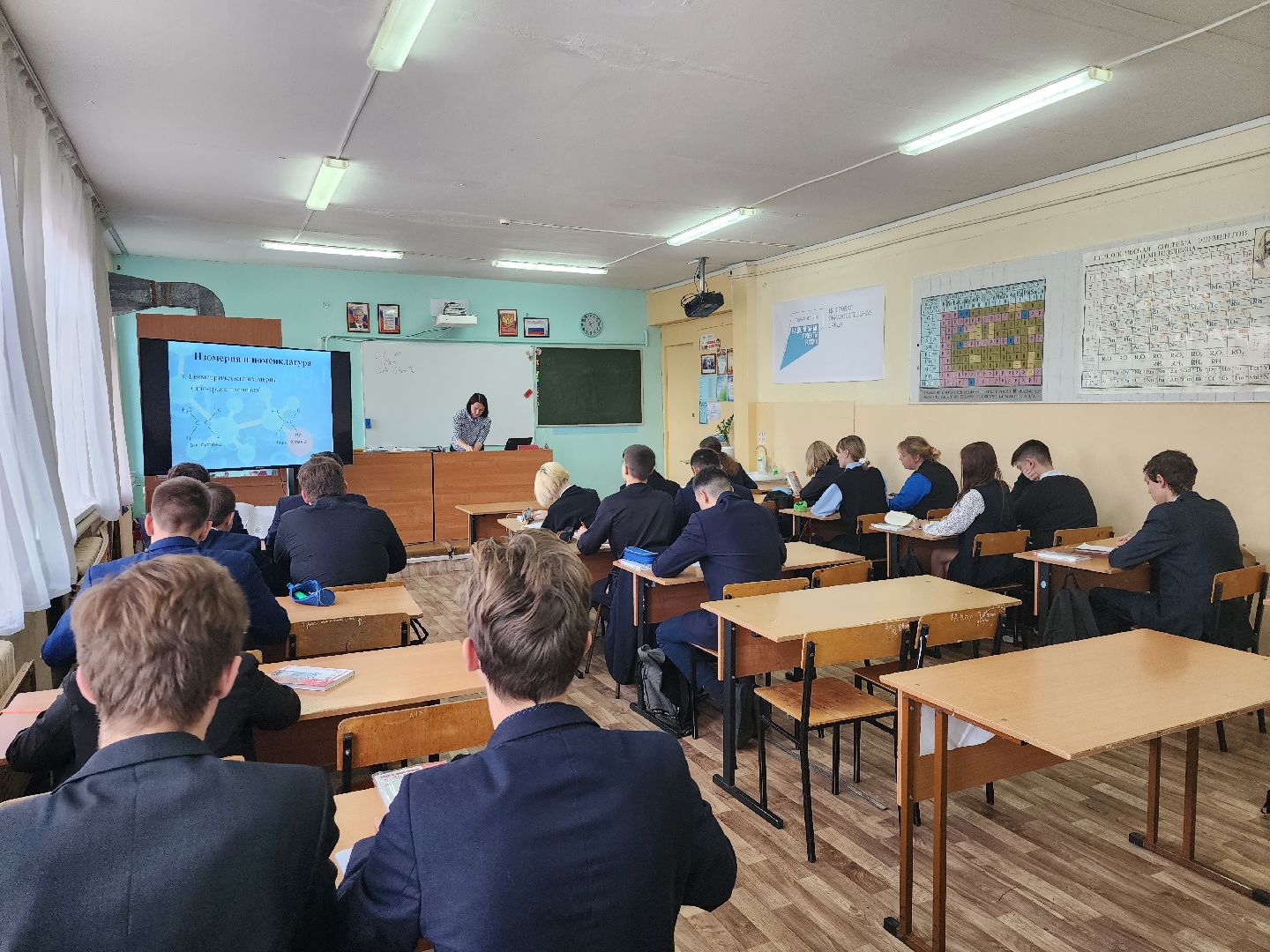 серпухов, капремонт школы, подмосковье, президентская программа,