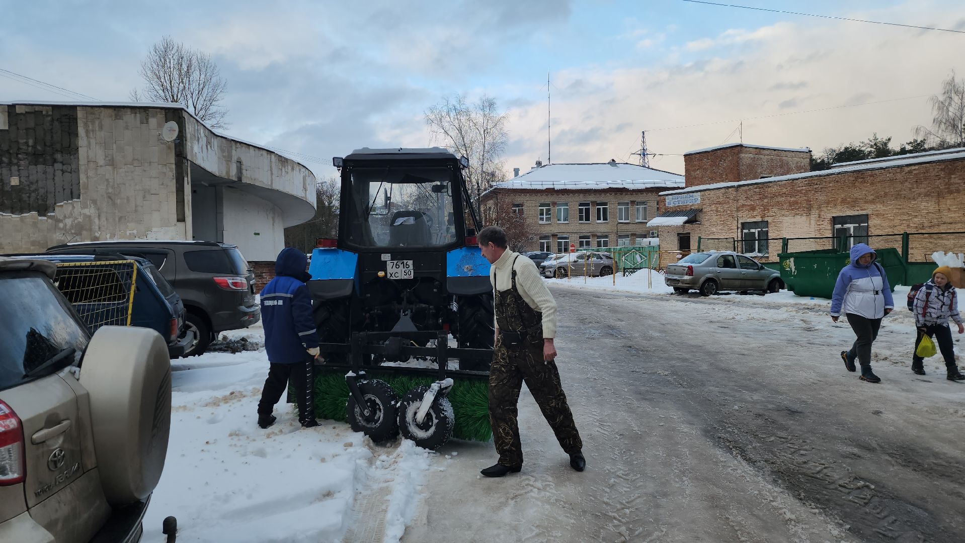 снегопад, уборка, Никитин, Воробьев, МБУ Городское хозяйство,