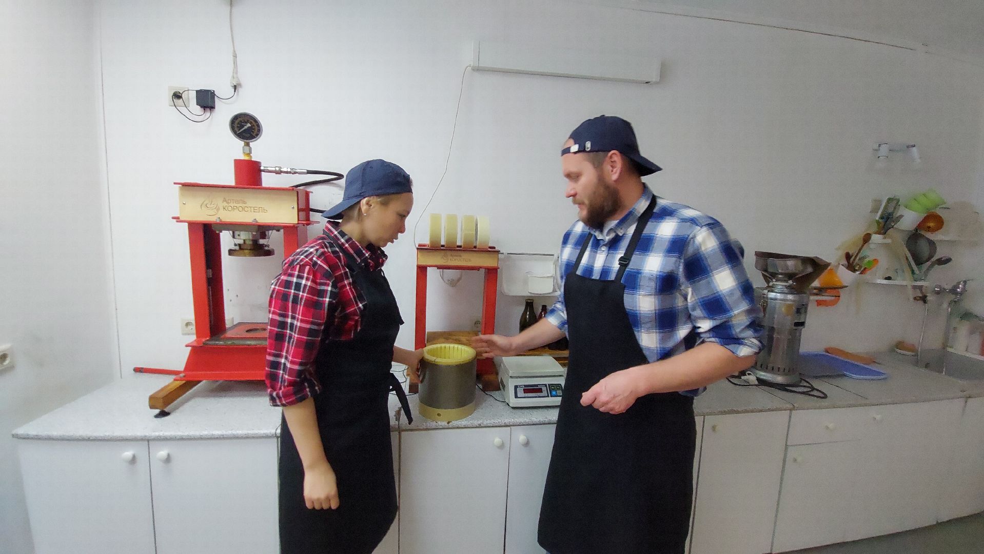 Масло, Сыродавленное масло,Ремесло,