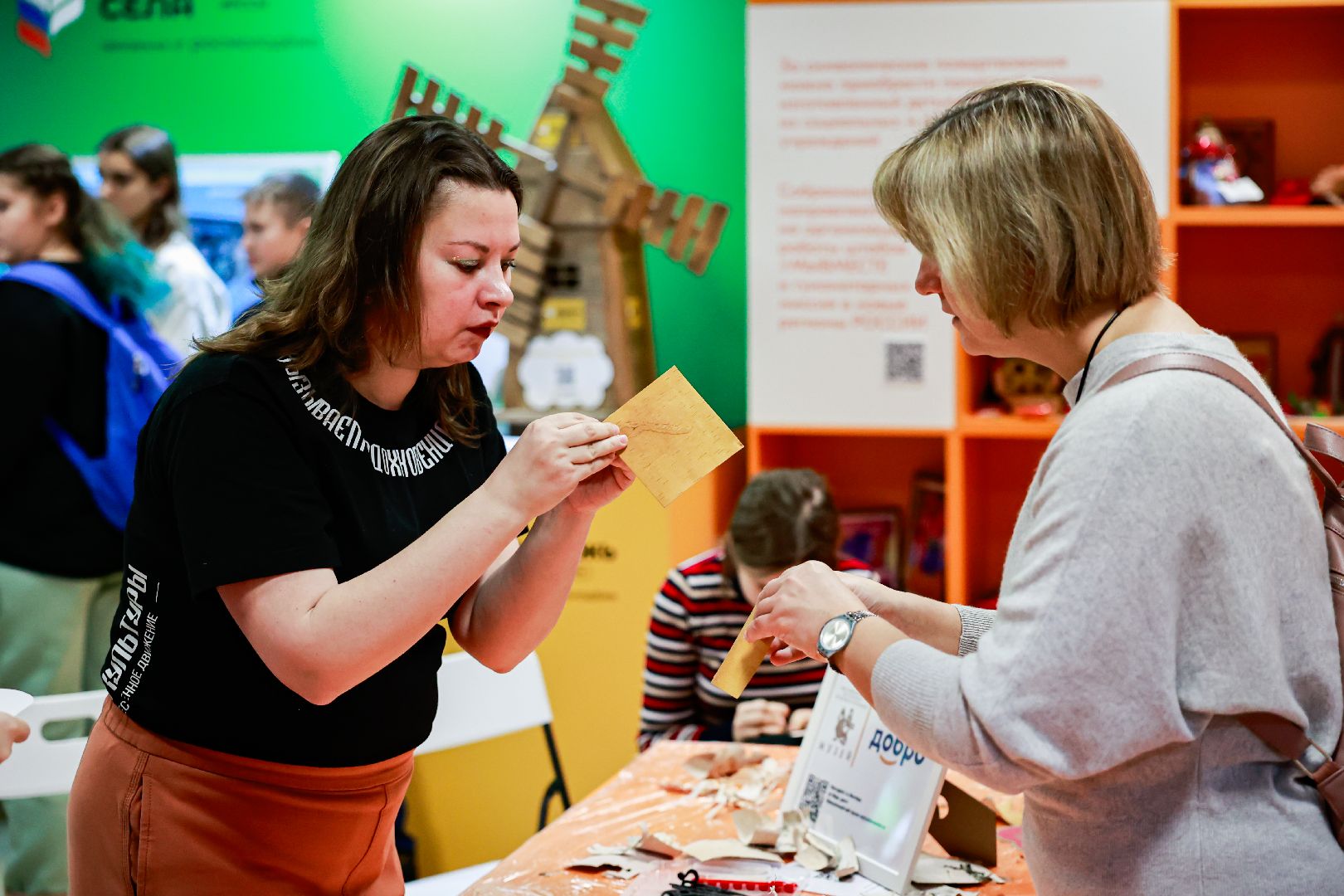 мытищи, вднх, мытищинский историко-художественный музей, Татьяна Зайцева, Выставка-форум Россия, Линогравюра, Береста,