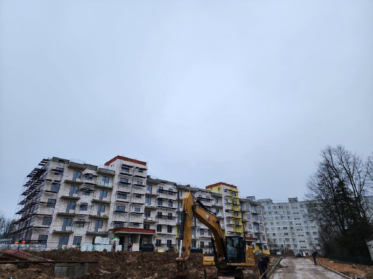 можайск, можайский городской округ, подмосковье, жители, аварийное жилье, дом, дом для переселенцев, аварийный дом, строительство, ключи,