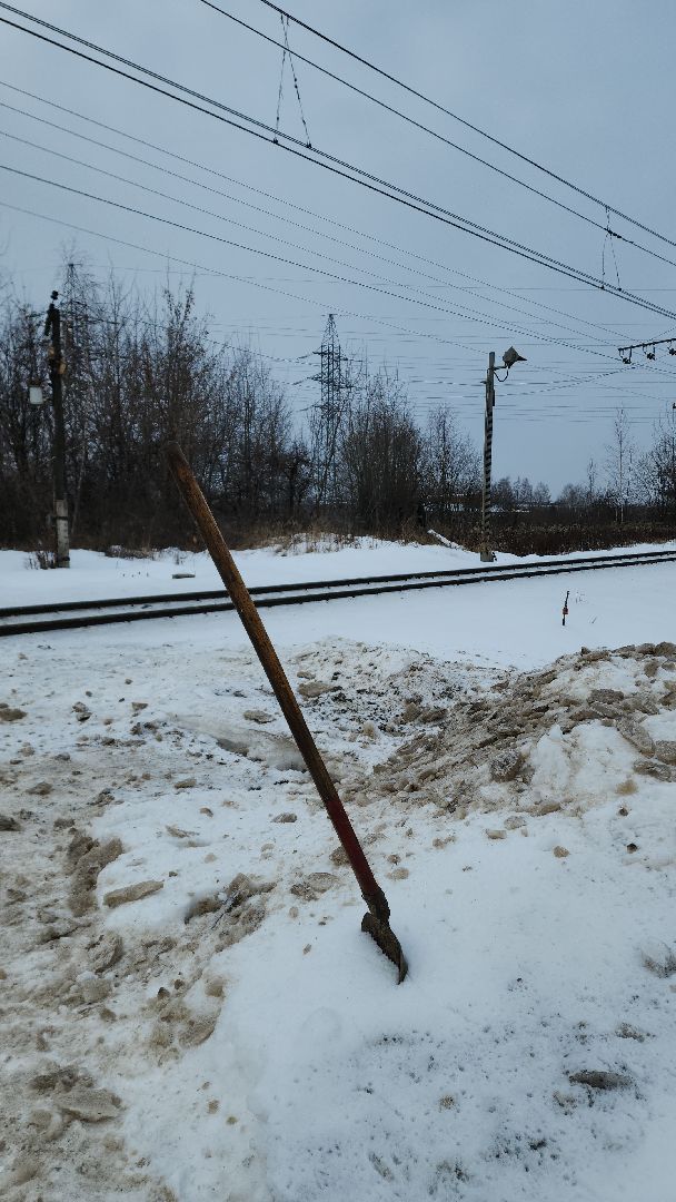 электросталь, железная дорога, платформа, платформа Машиностроитель, уборка, уборка общественных территорий, уборка снега, уборка территорий, ржд, станция, безопасность,