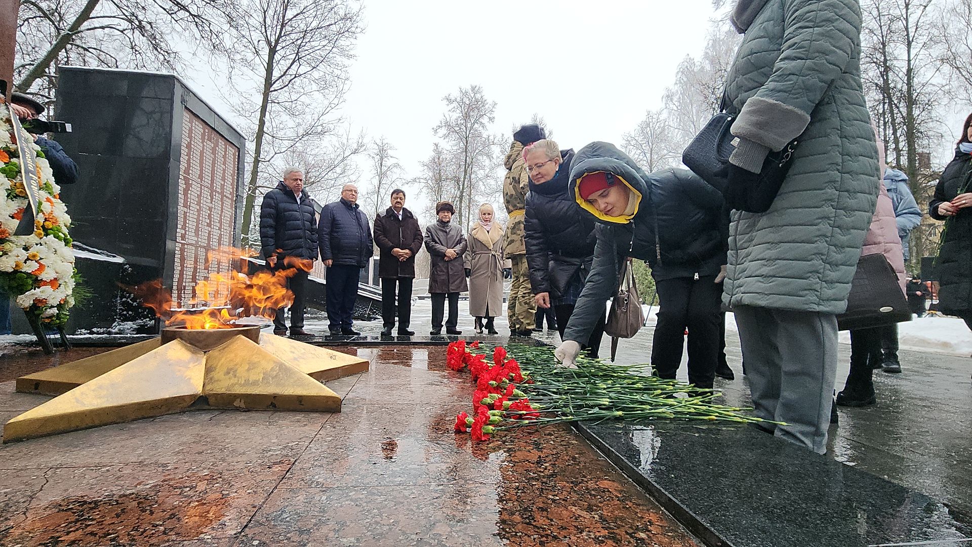 электросталь, делегация, дружба народов, дружба городов, мемориал, вечный огонь, герои, память, наша память, индия,