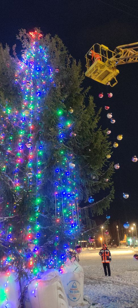 красноармейск, г.о. пушкинский,зима в подмосковье, иллюминация, новогодняя ель,