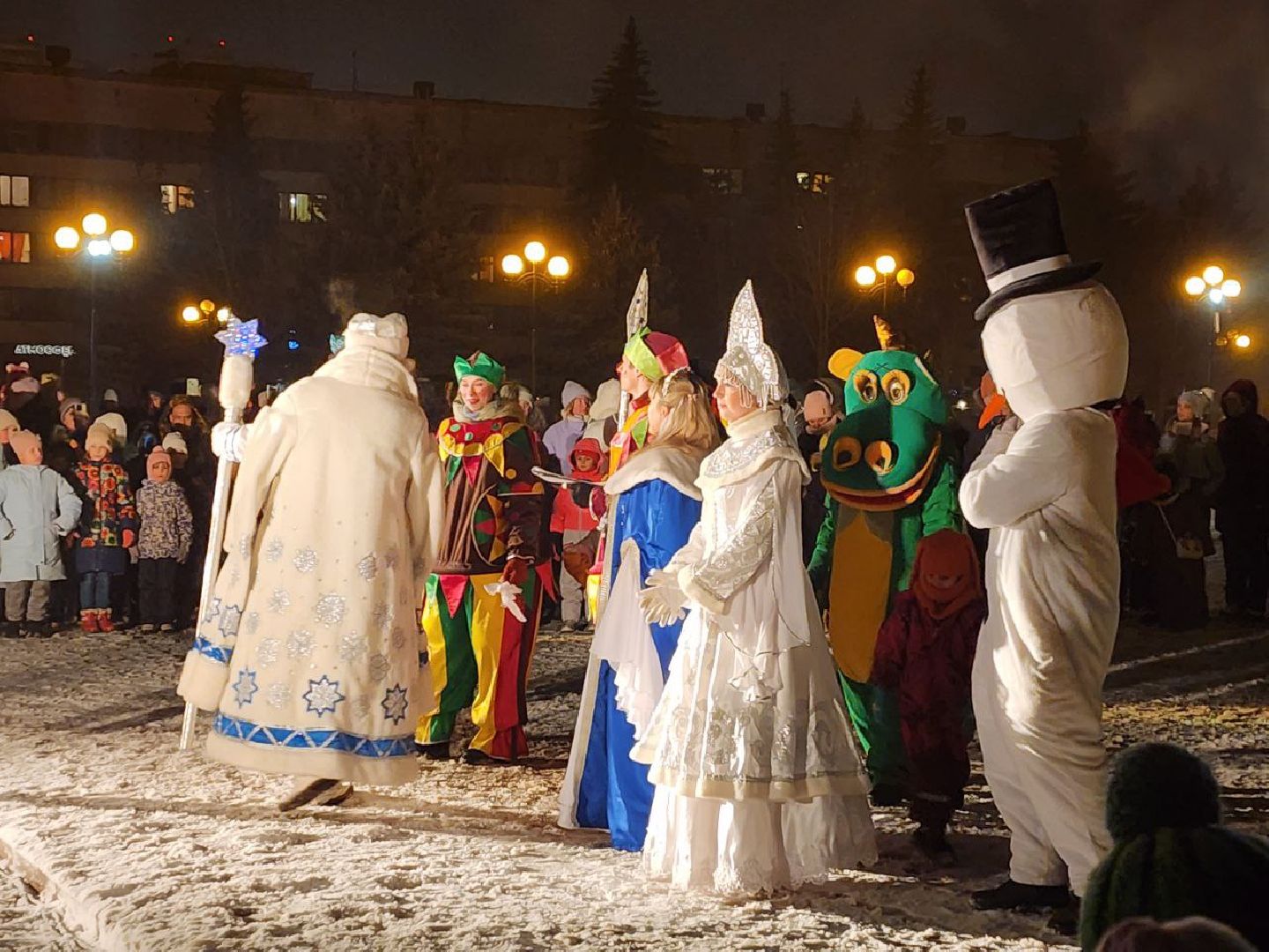 зажжение огней, елка, ёлка, новый год, Заголовацкий, орехово-зуево,