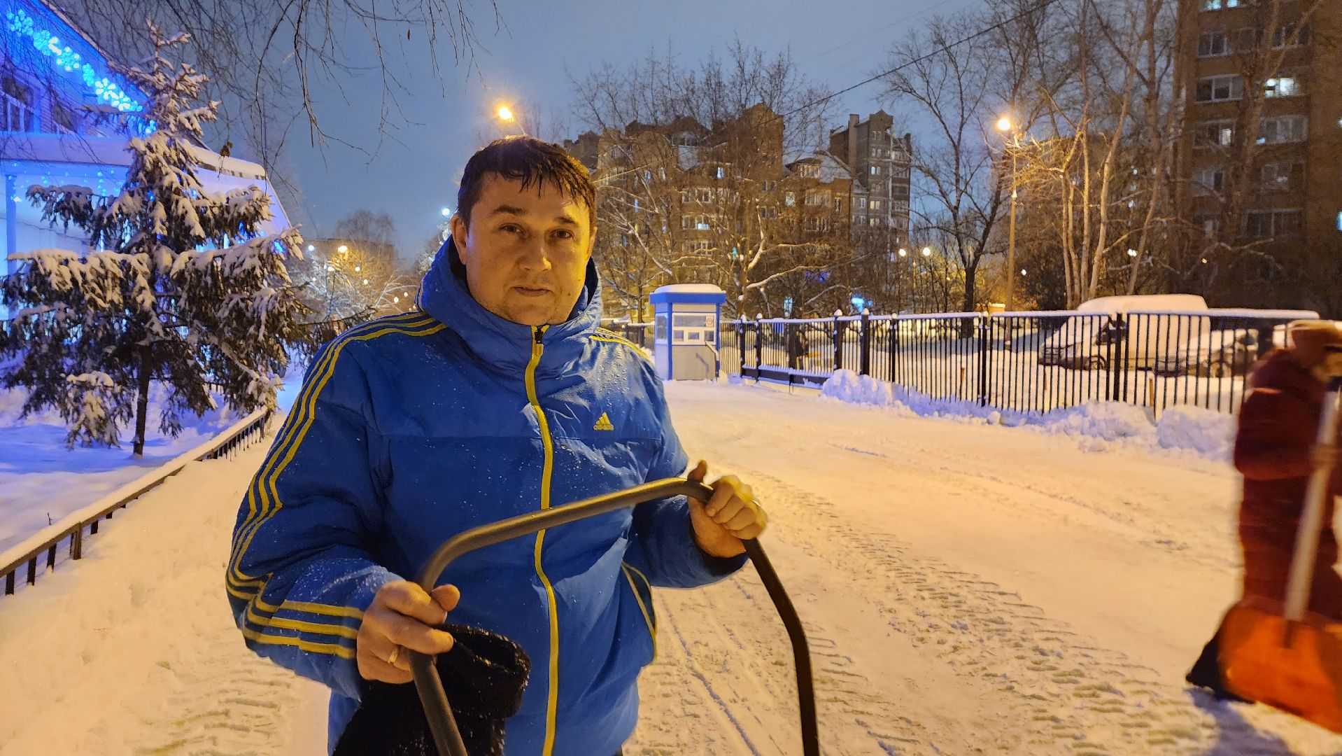 Подмосковье, городской округ пушкинский, Ивантеевка, непогода, Снегопад, Образование, Дети, родители,