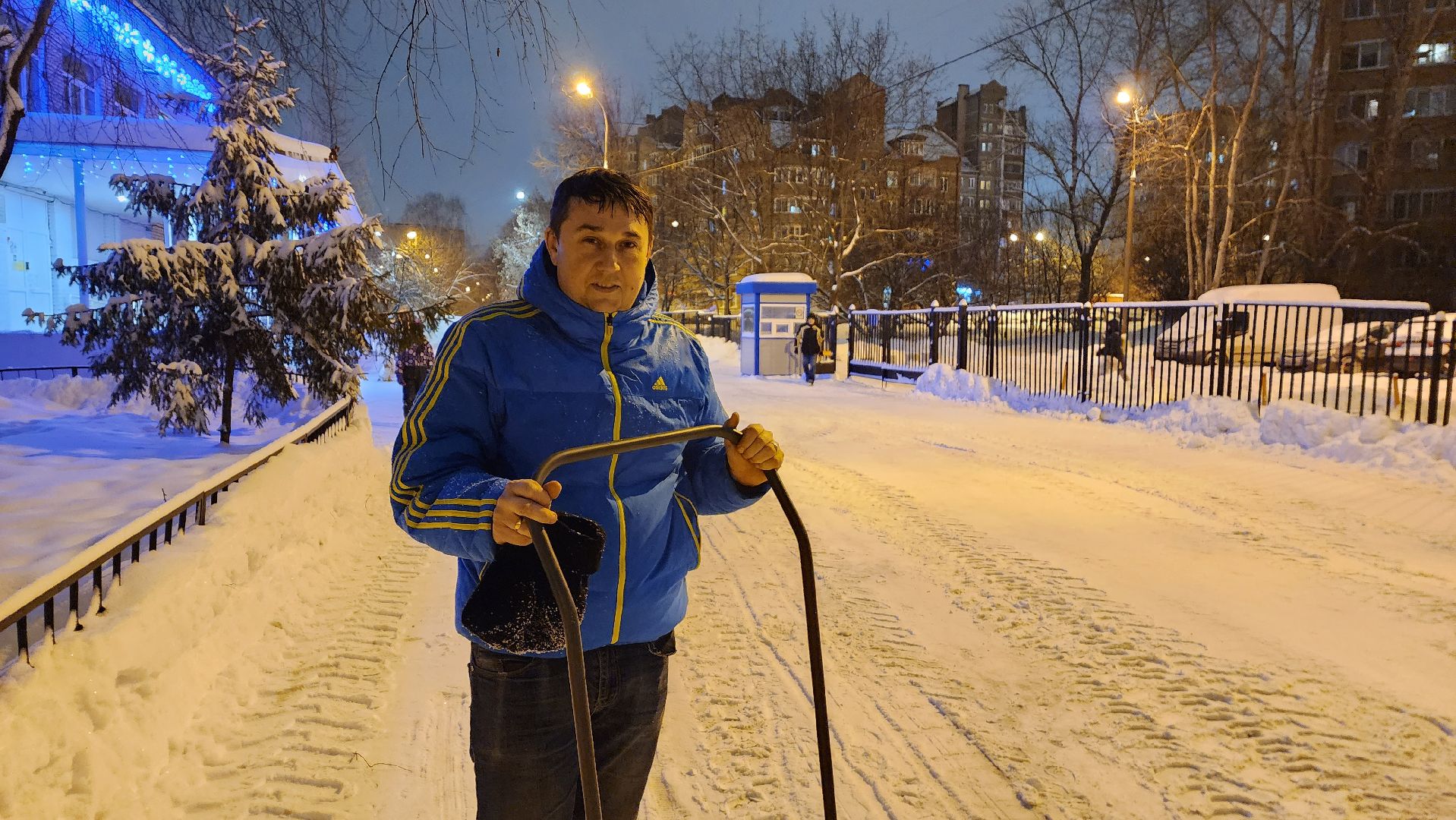Подмосковье, городской округ пушкинский, Ивантеевка, непогода, Снегопад, Образование, Дети, родители,