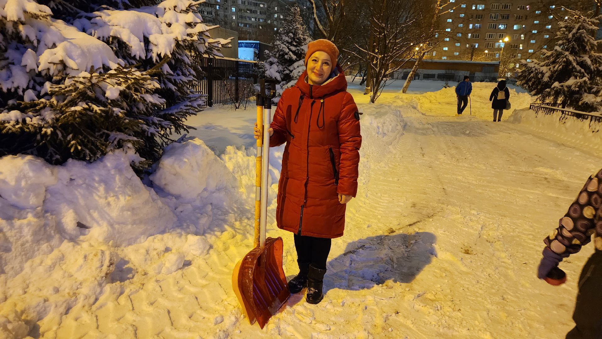 Подмосковье, городской округ пушкинский, Ивантеевка, непогода, Снегопад, Образование, Дети, родители,