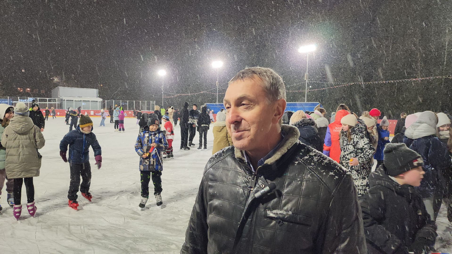 серпухов, каток, парк питомник, зима в подмосковье, коньки,