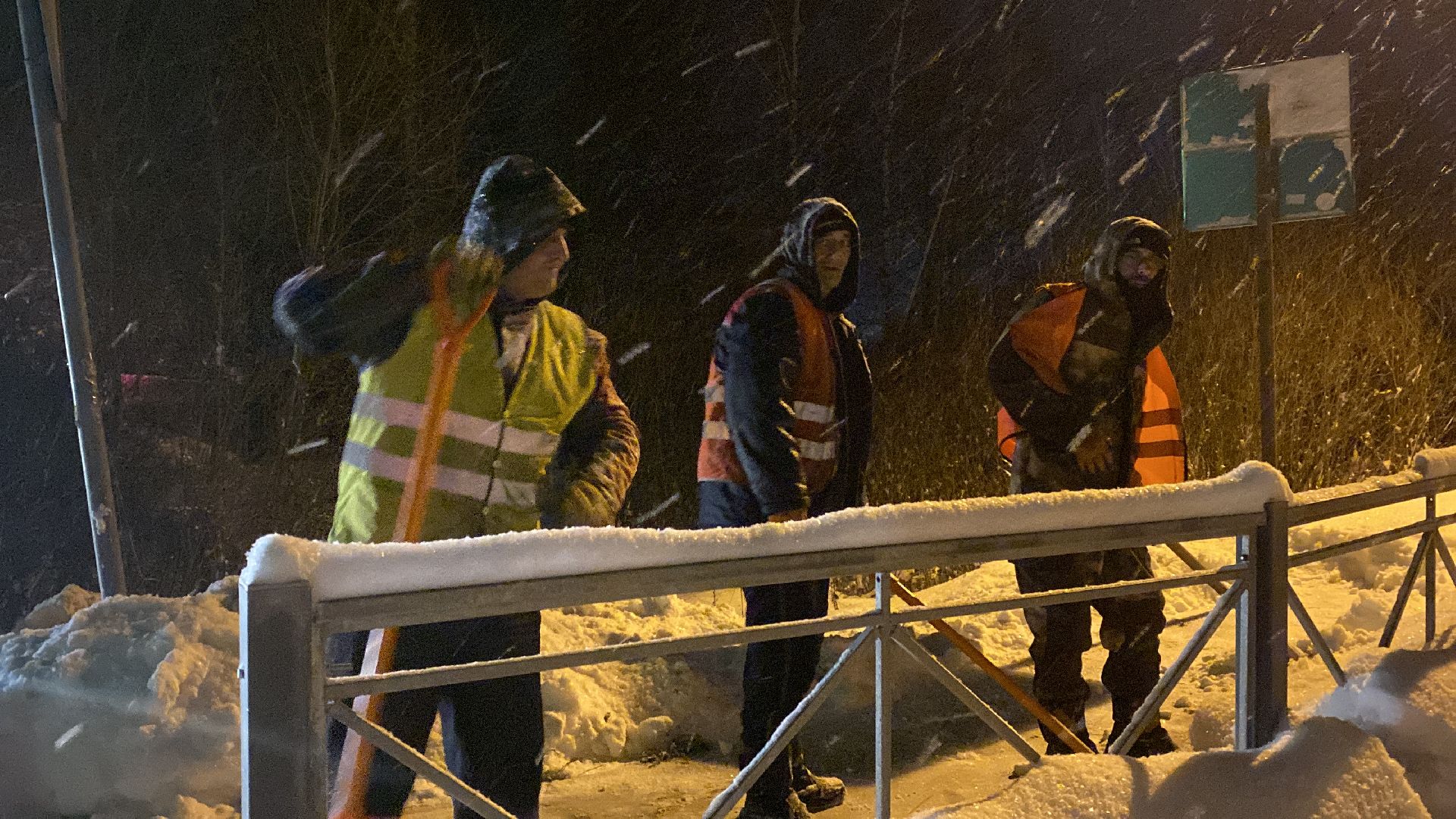 волоколамск, дороги, благоуйстройство, снегопад, снегоуборка, снегоуборочная техника, циклон, дворовая территория, тротуары,