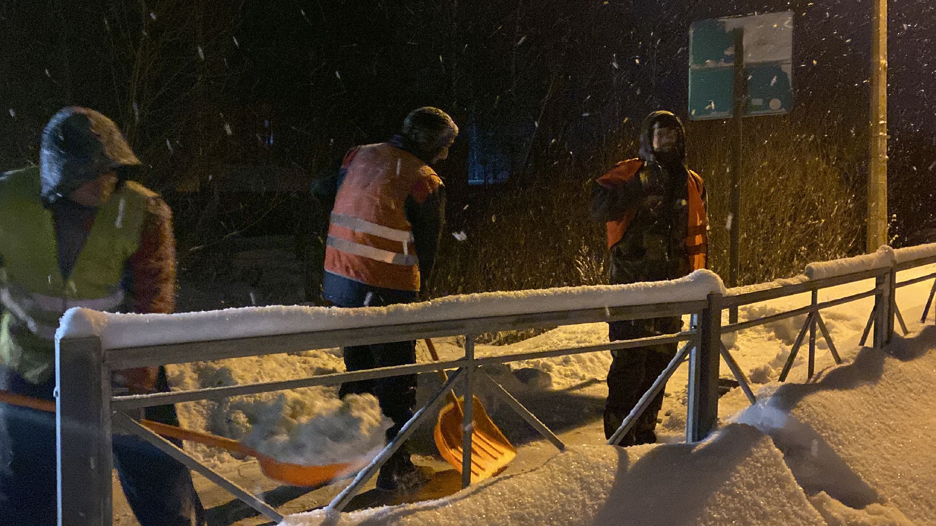 волоколамск, дороги, благоуйстройство, снегопад, снегоуборка, снегоуборочная техника, циклон, дворовая территория, тротуары,