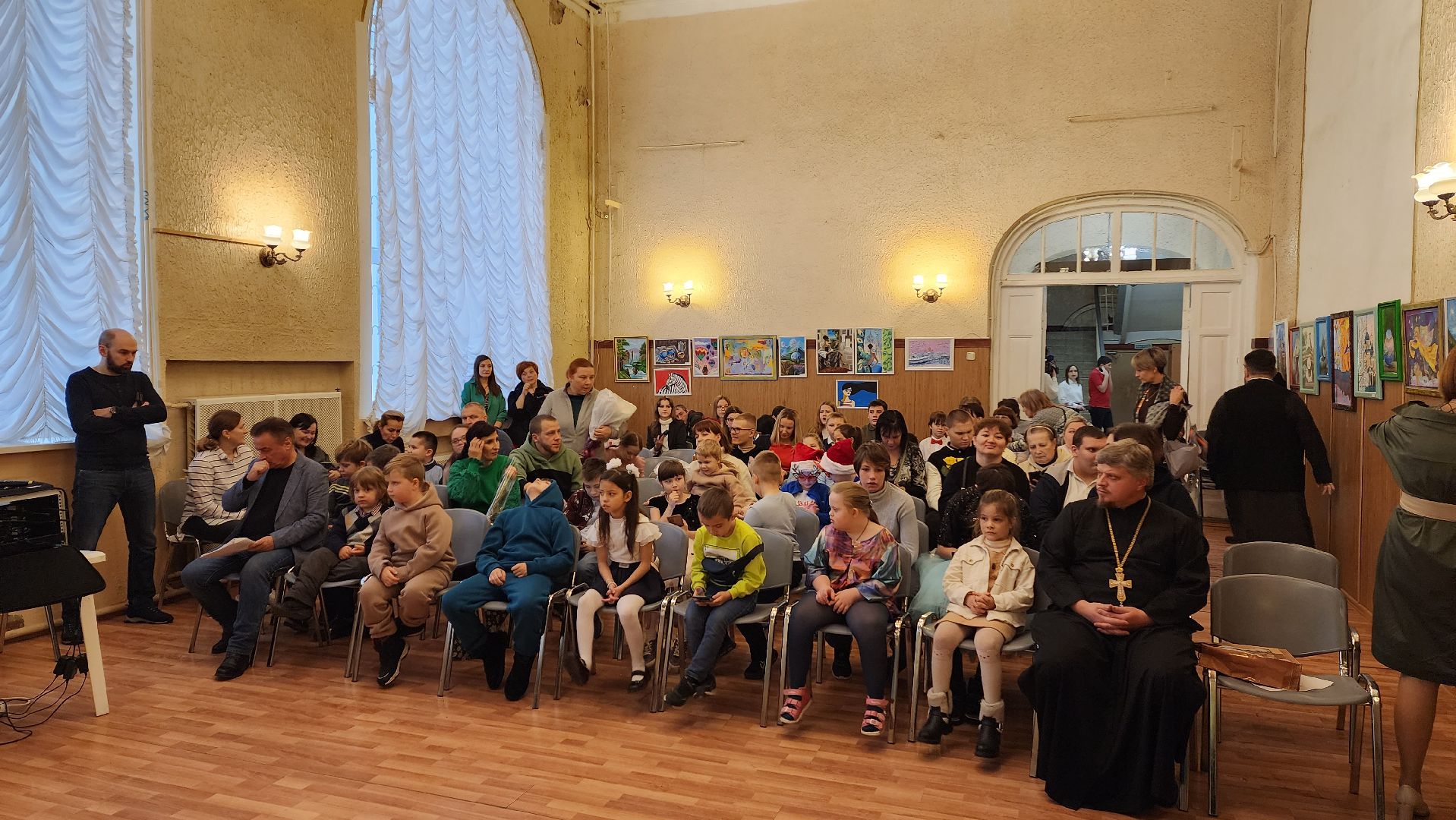 подмосквье, городской округ пушкинский, ивантеевка, власть,Дети, инвалиды,