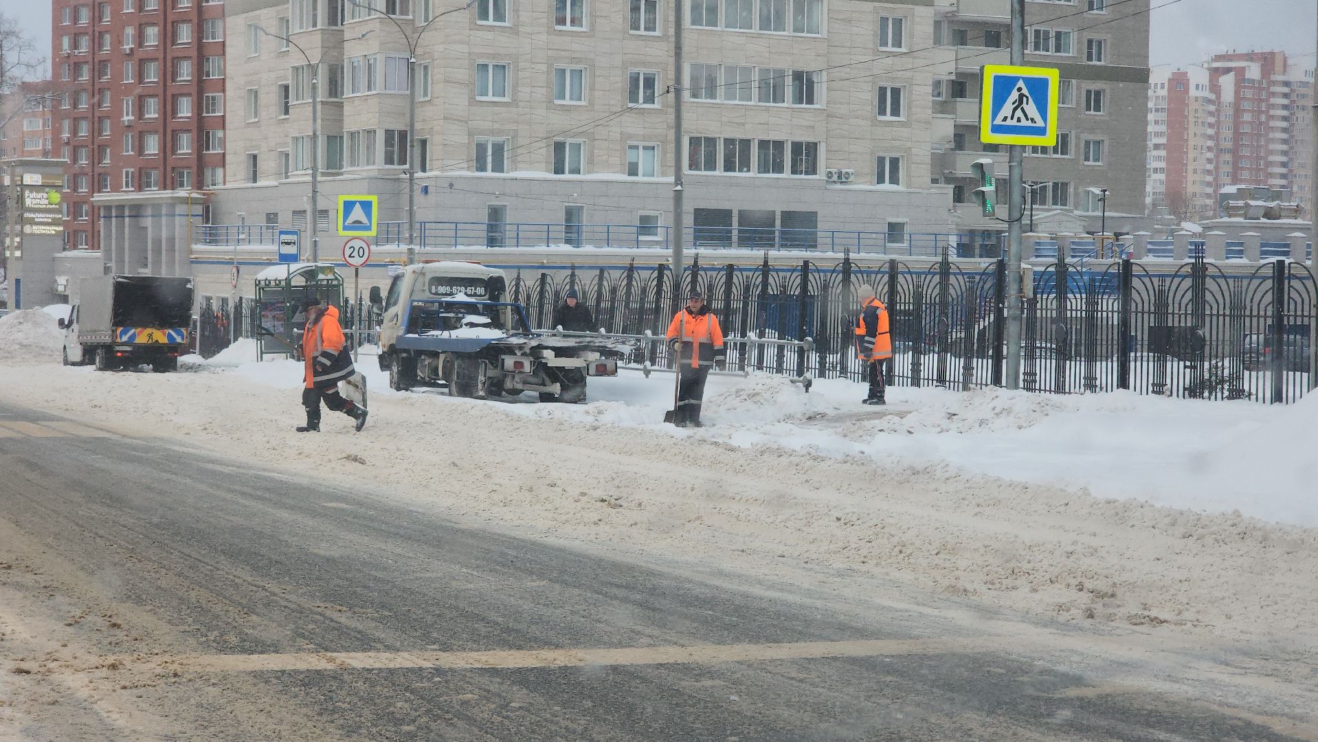 Пушкино, уборка дворов, Уборка снега, Снегопад, Городской округ Пушкинский,