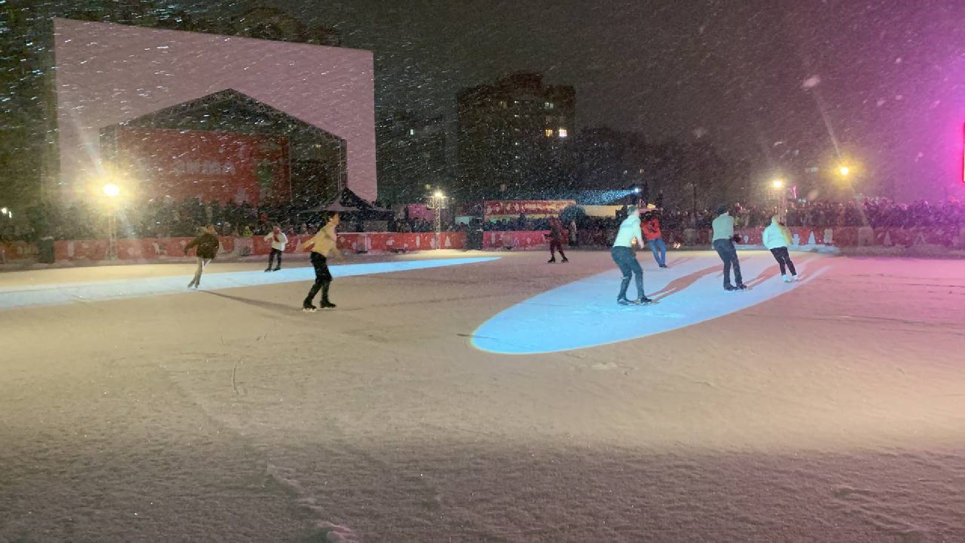 долгопрудный, каток, центральный парк, Ледовое шоу Авербуха, владислав юдин,