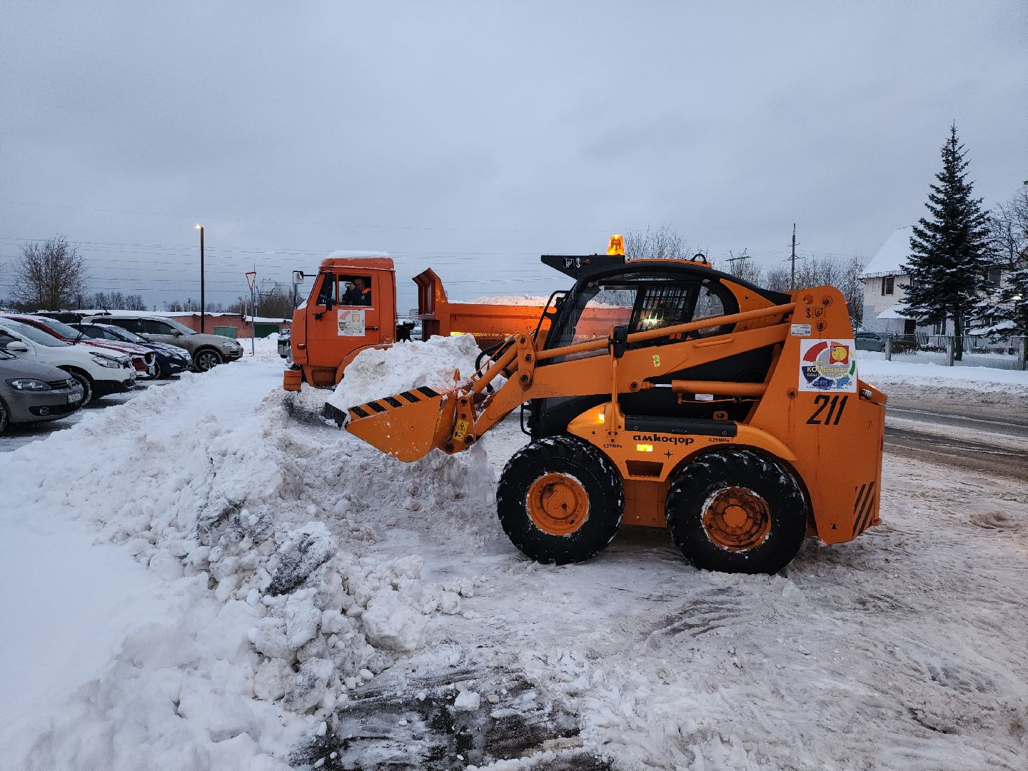 серпухов, подмосковье, убирают снег, благоустройство,