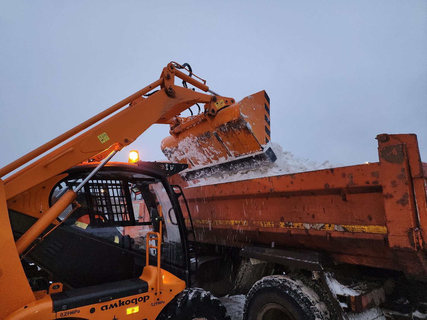 серпухов, подмосковье, убирают снег, благоустройство,