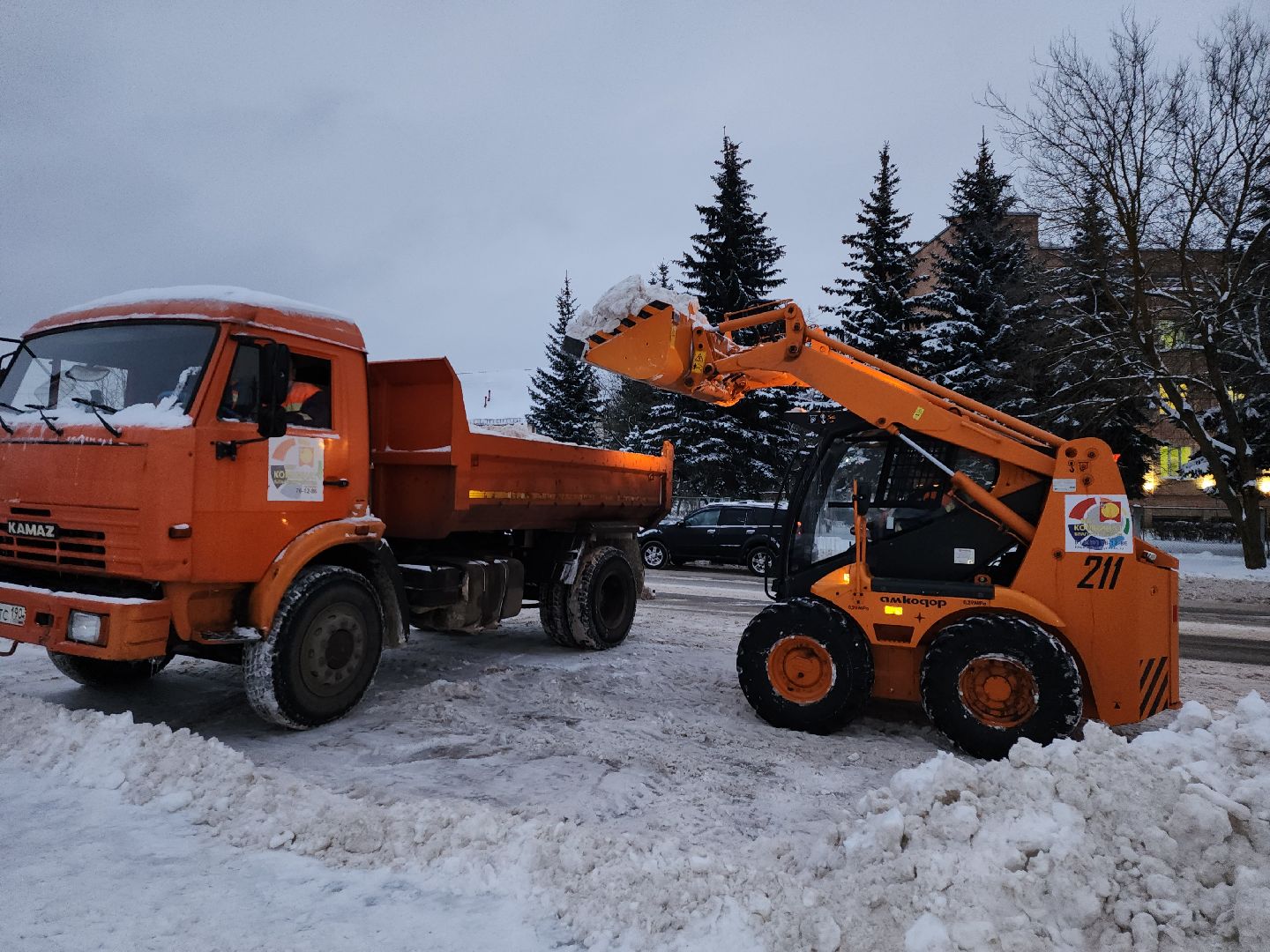 серпухов, подмосковье, убирают снег, благоустройство,