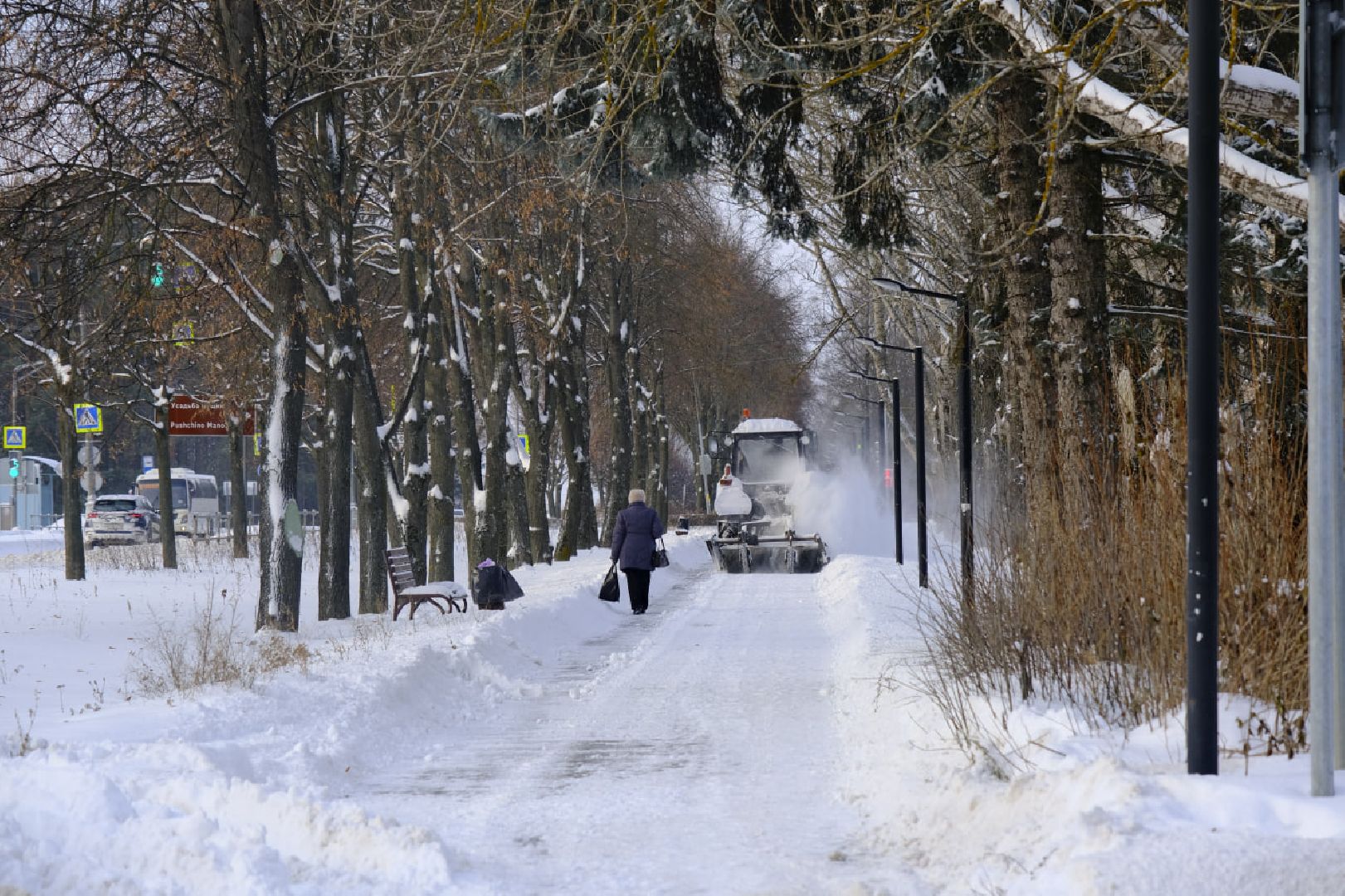 пущино, уборка дворов, снег,