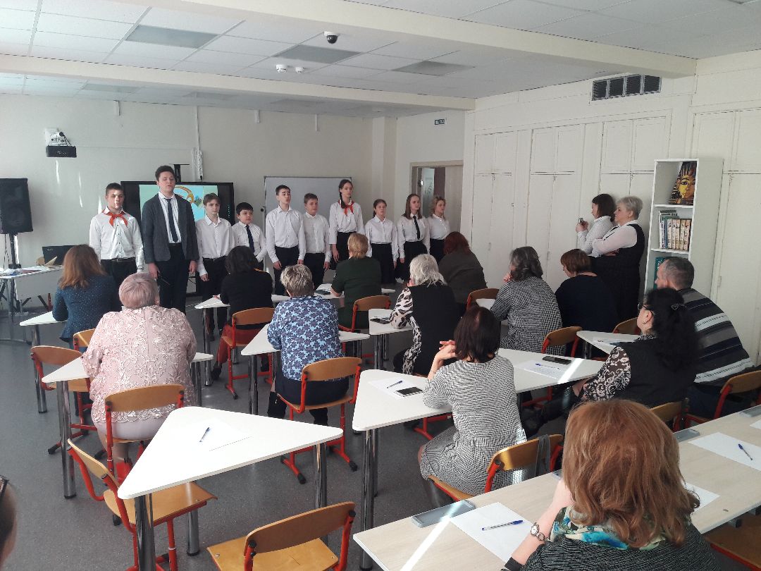 Школа, агитбригада, герои, краеведение