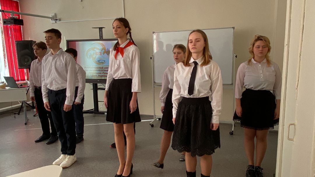 Школа, агитбригада, герои, краеведение