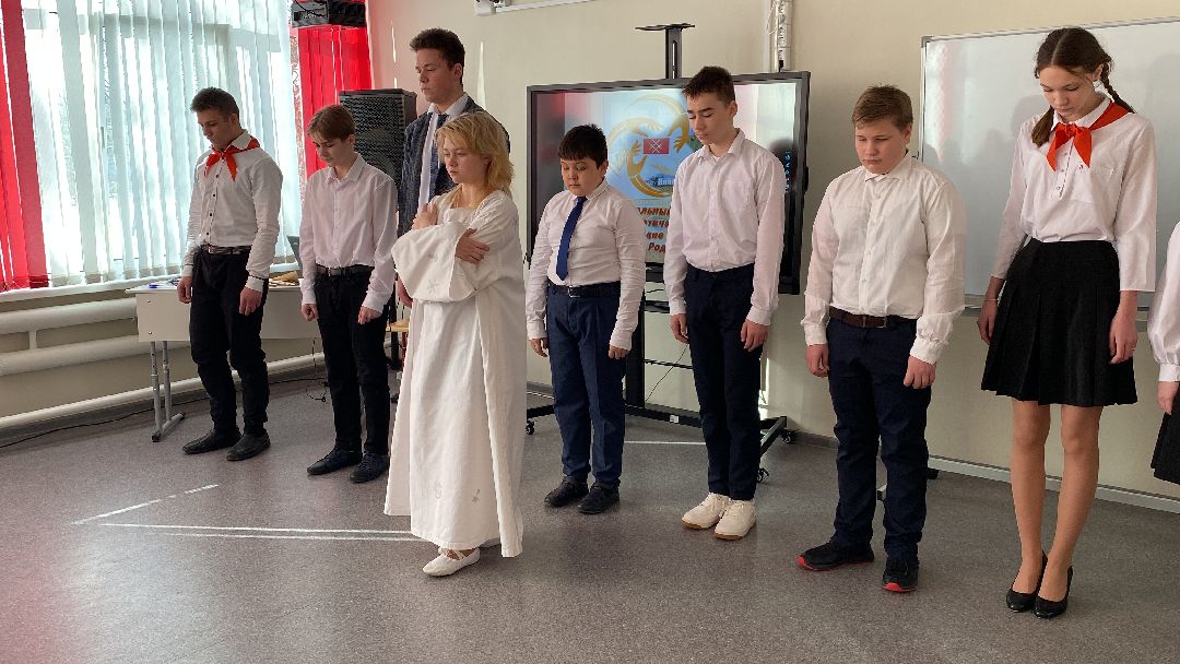 Школа, агитбригада, герои, краеведение