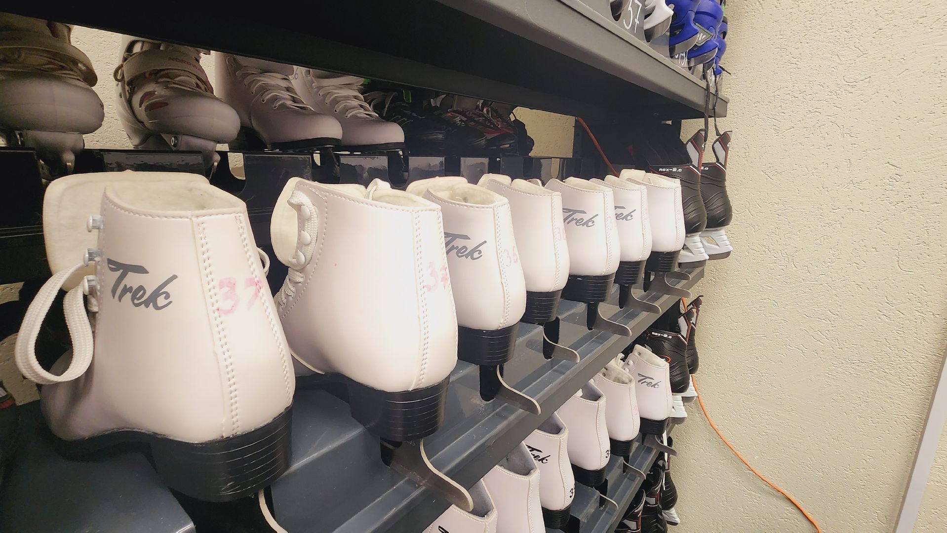 подольск, каток в парке,