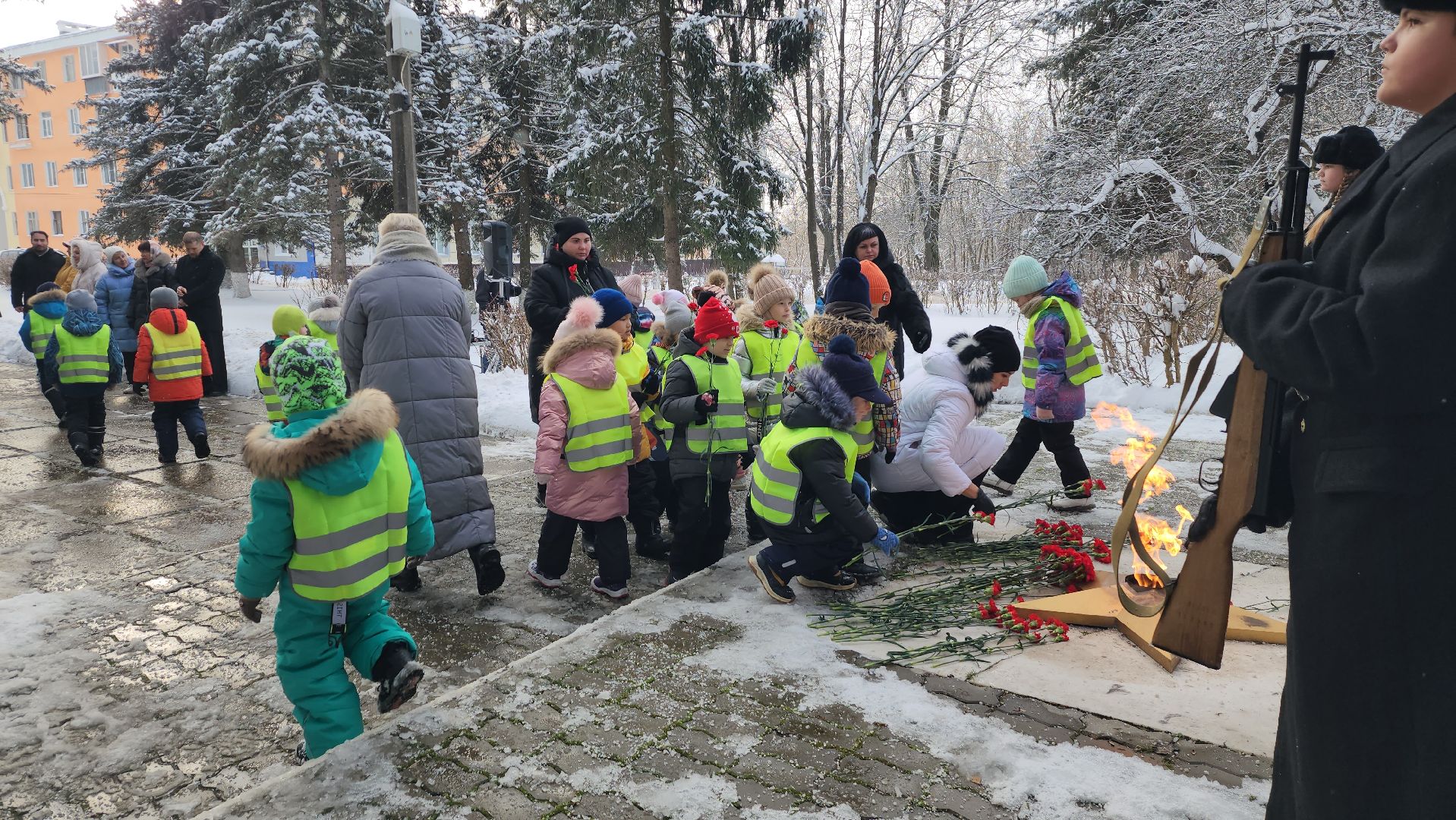 контрнаступление под москвой, серпухов, вечный огонь, митинг, кадеты, улица крюкова,