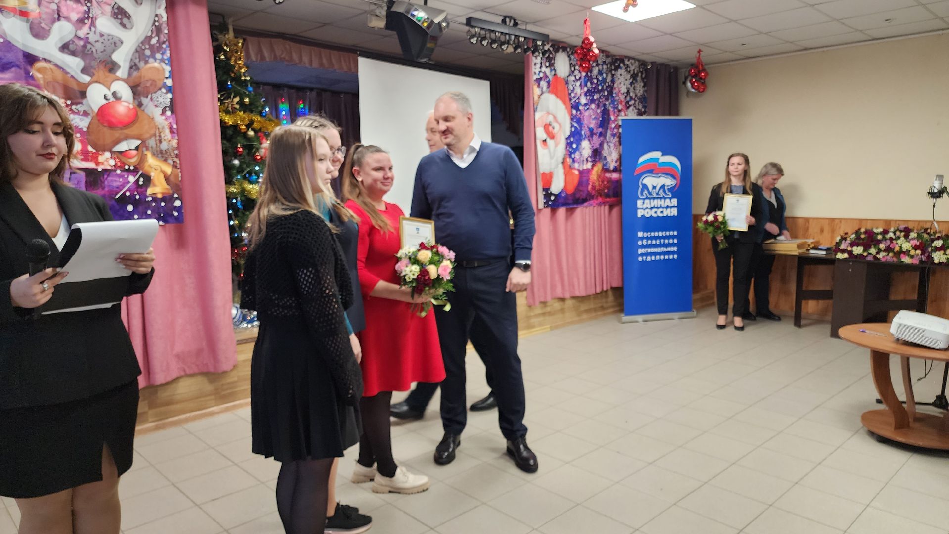 кашира, день волонтера, волонтеры, доброврольцы, активисты, кмц, гуманитарная помощь,