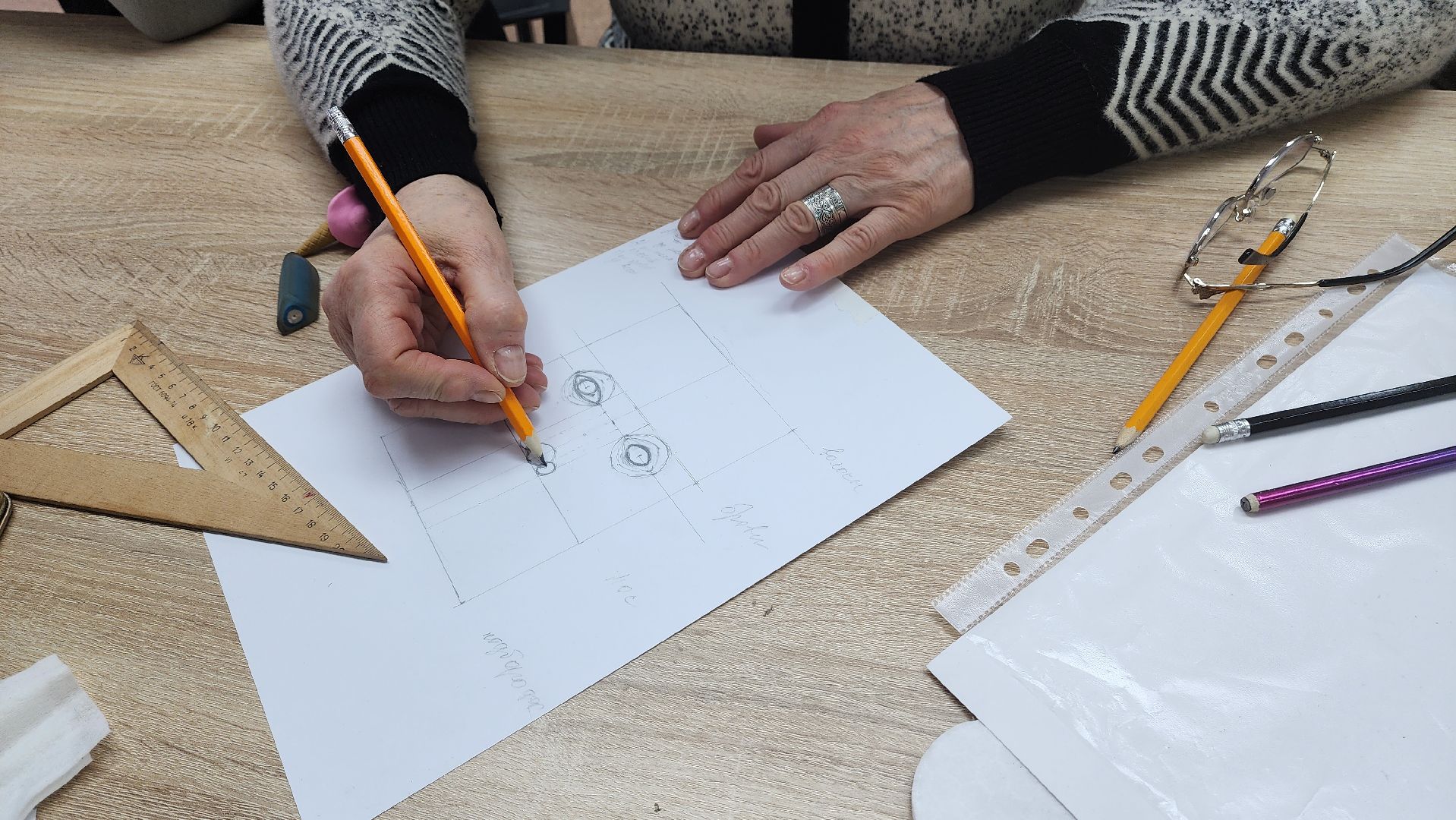 подмосквье, городской округ пушкинский, Ивантеевка, активное долголетие, живопись, волонтер,